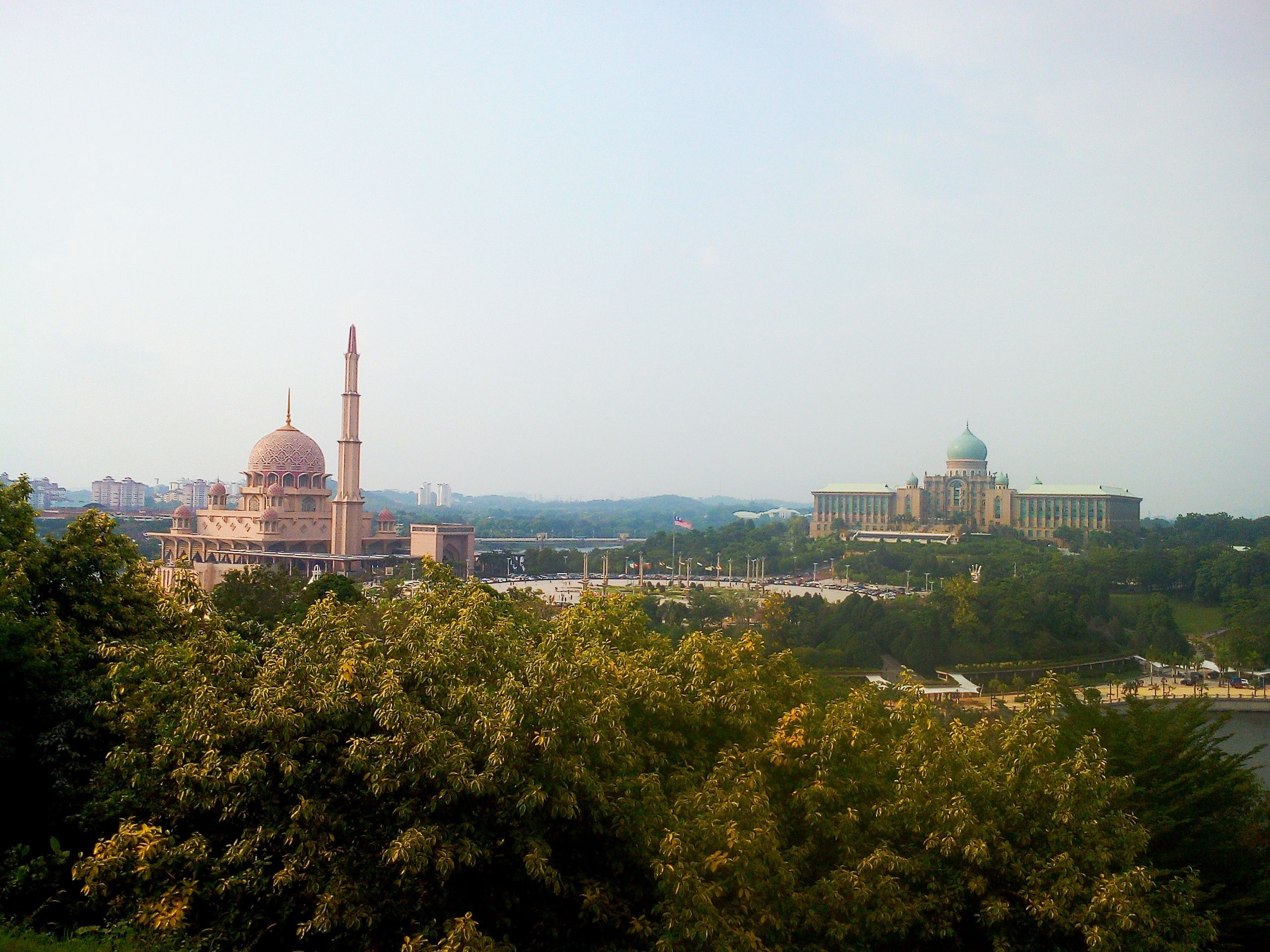 2560x1920 Putrajaya present