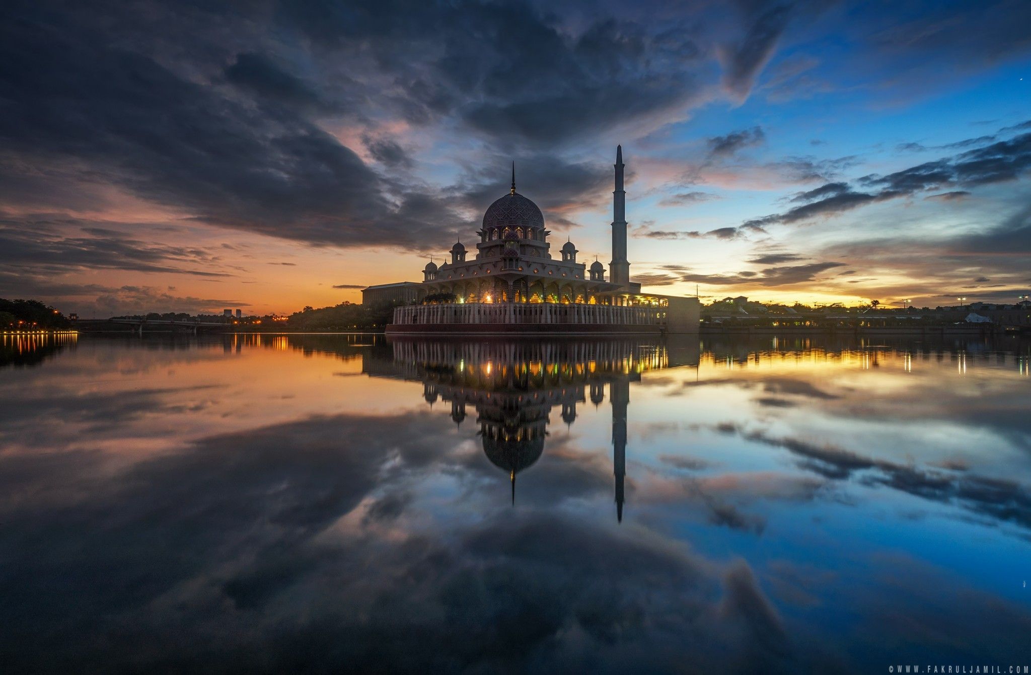 2048x1341 Putrajaya