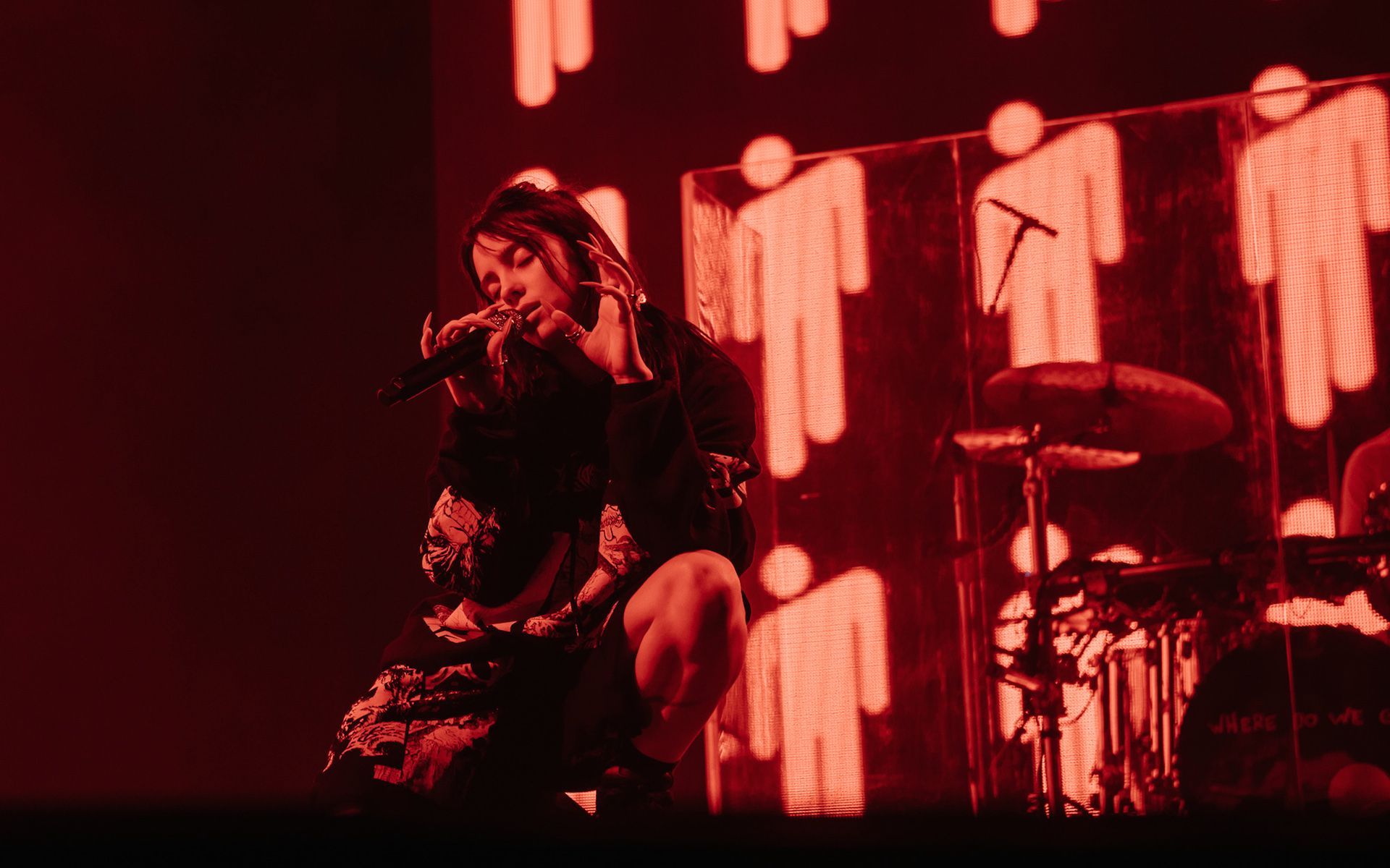 1920x1200 Billie Eilish buries Boston in her strange addictions: Live Review