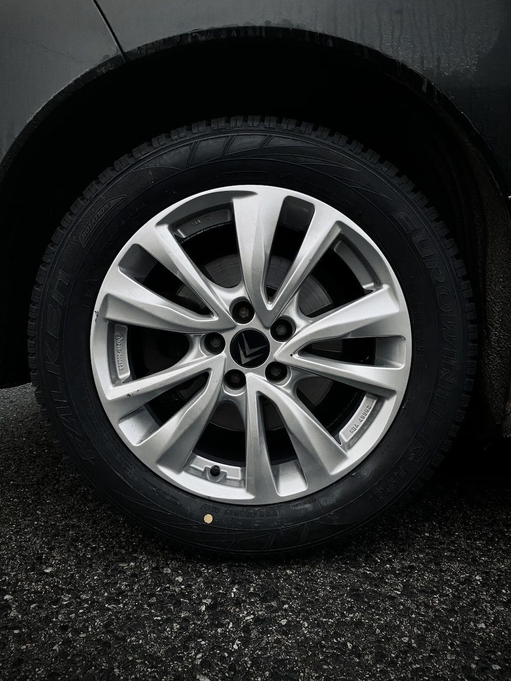1000x1333 Tyre Picture [HD]. Download Free Image