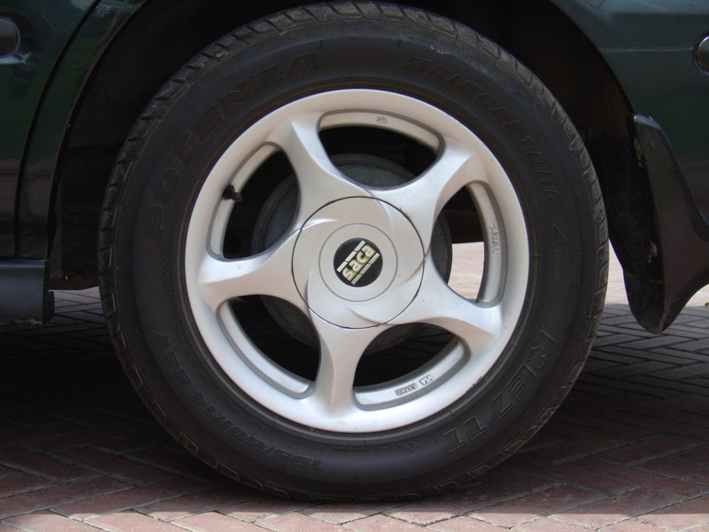1024x768 Tyre Free Photo Download