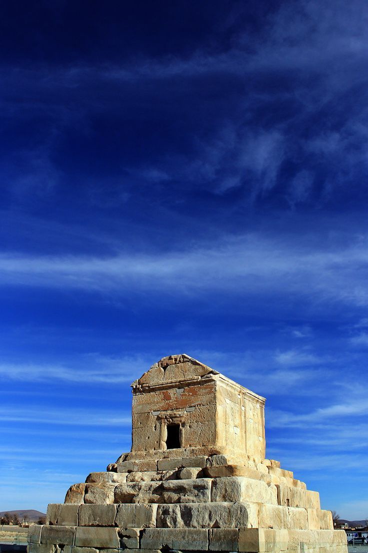 736x1104 The greatness of the great tomb of Cyrus the Great 2014. Tomb of cyrus, Cyrus the great, Persian architecture