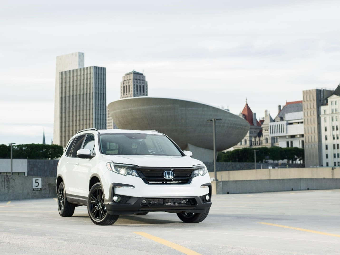 1430x1072 Honda Pilot Wallpaper