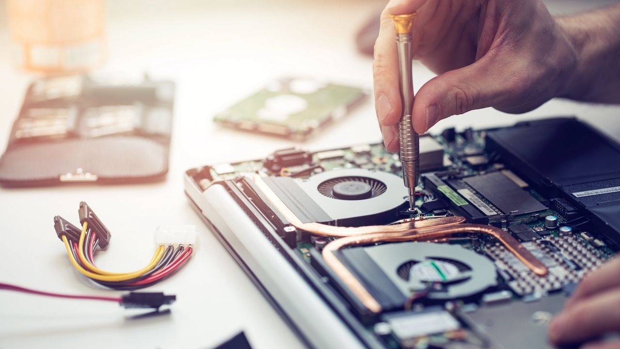 1280x720 Taking Your Laptop in for Repairs? Lock Down Your Personal Data First