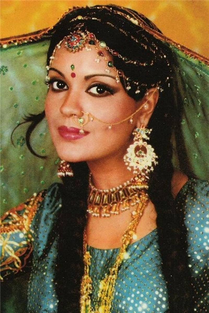 800x1196 Zeenat Aman Bollywood Actress Movie.