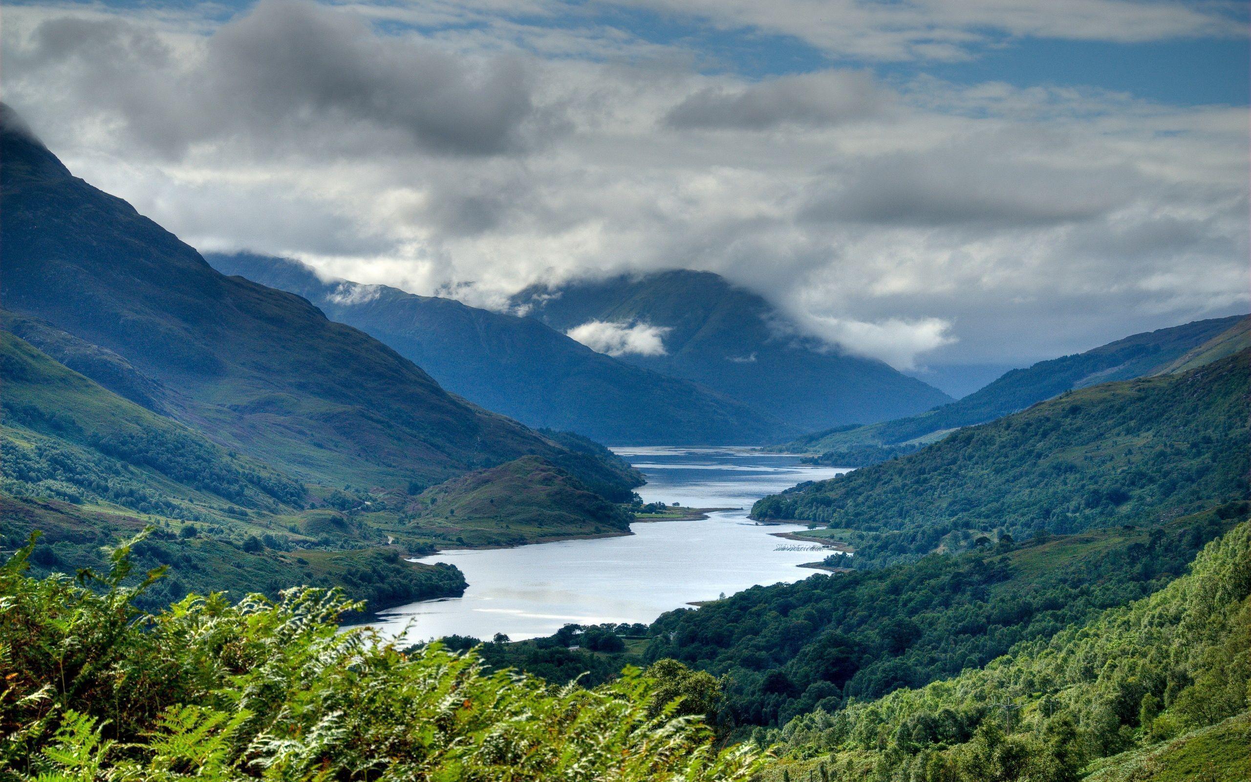 2560x1600 Scotland Highlands Wallpaper