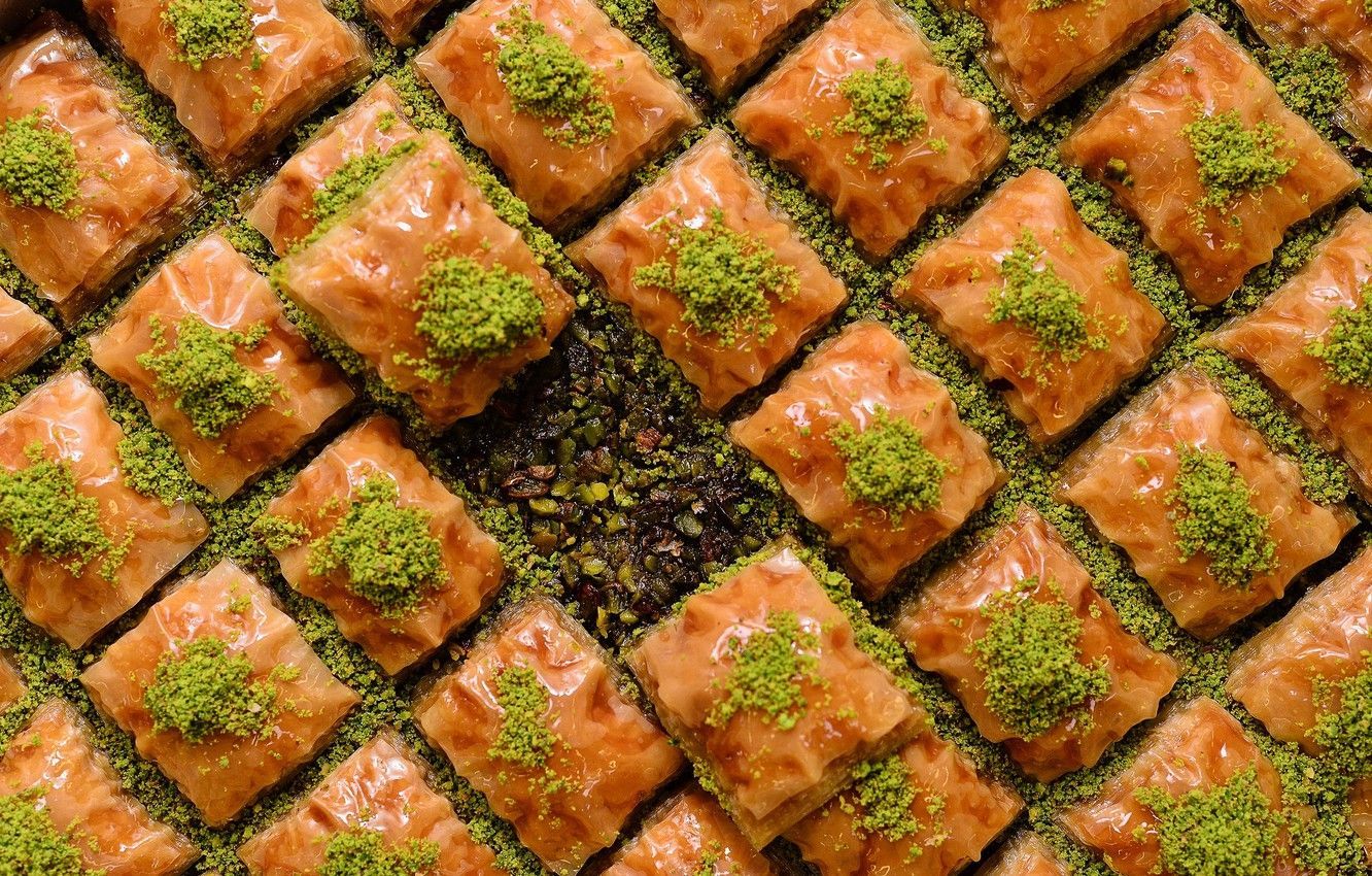 1332x850 Baklava Wallpaper