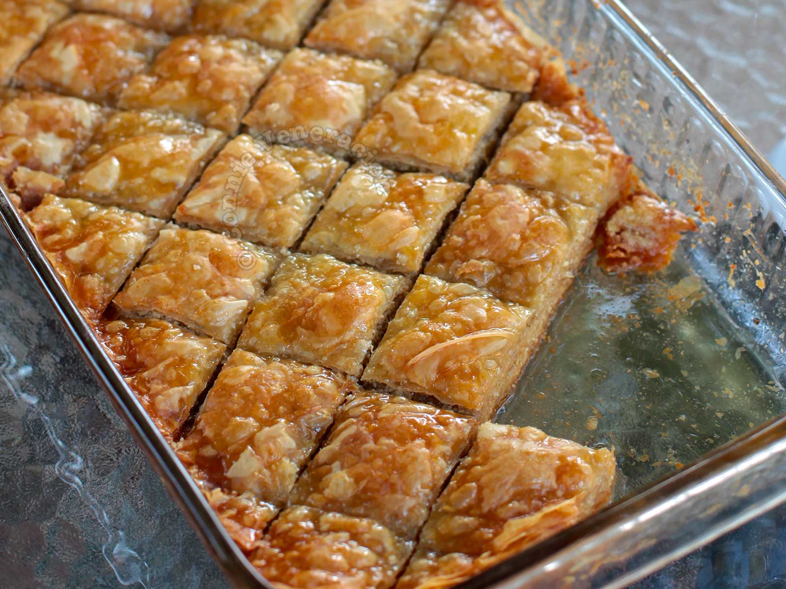 1600x1200 Baklava