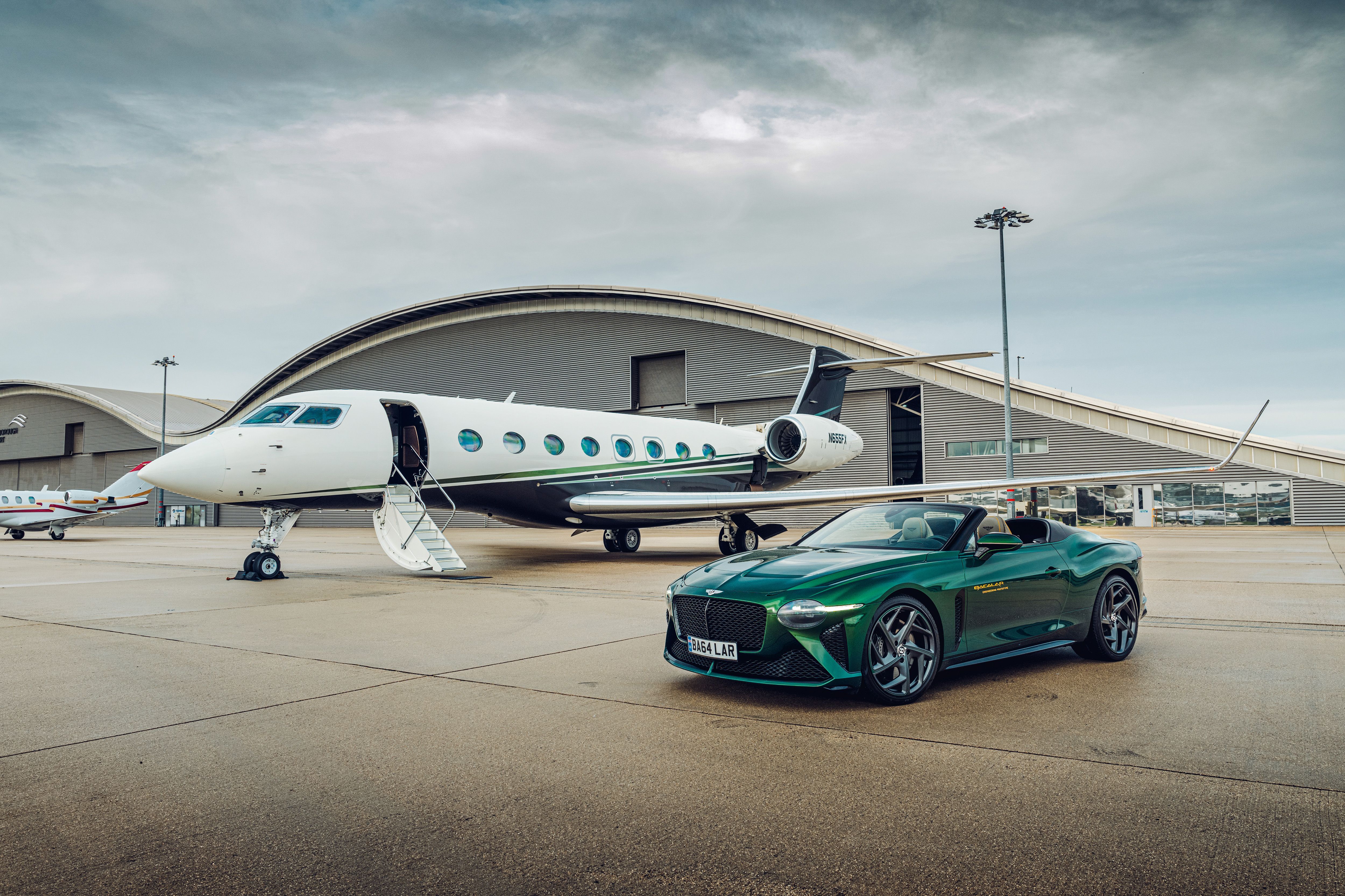 5000x3332 Bentley News 2022 : BACALAR INSPIRES BESPOKE LUXURY AIRCRAFT WITH FLEXJET