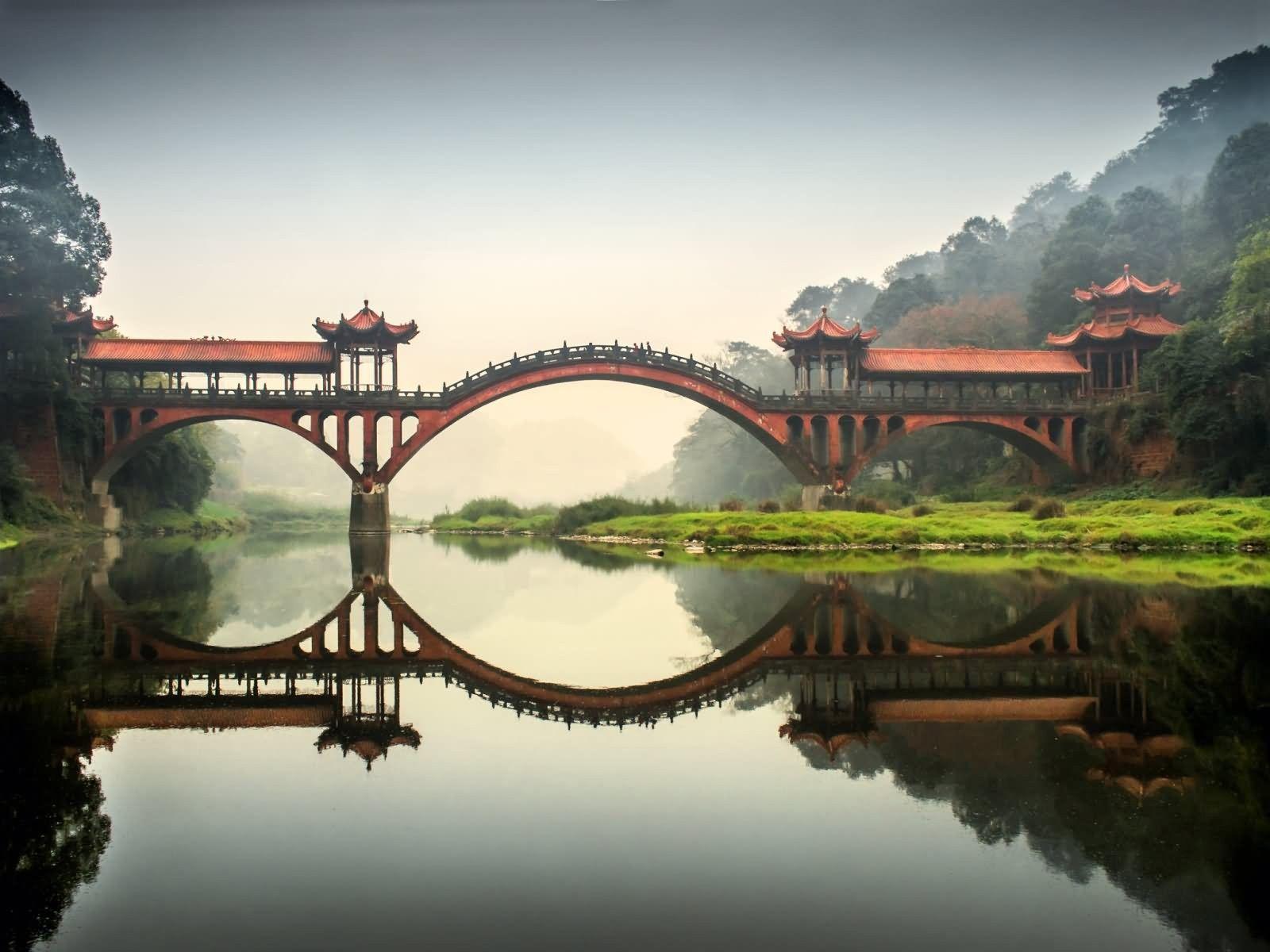 1600x1200 Sichuan Wallpaper
