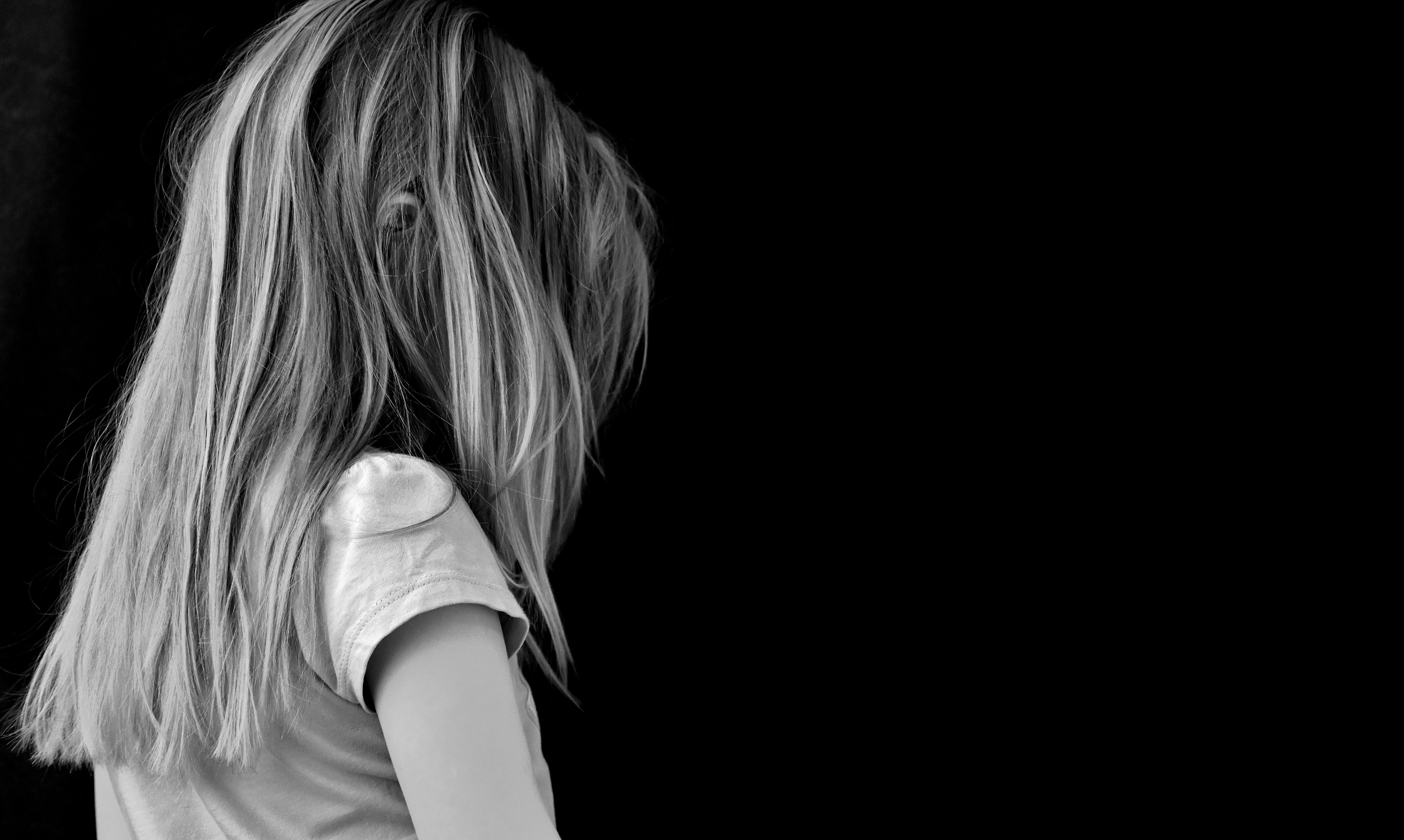 5685x3402 Sad girl Wallpaper 4K, Cute Girl, Black background