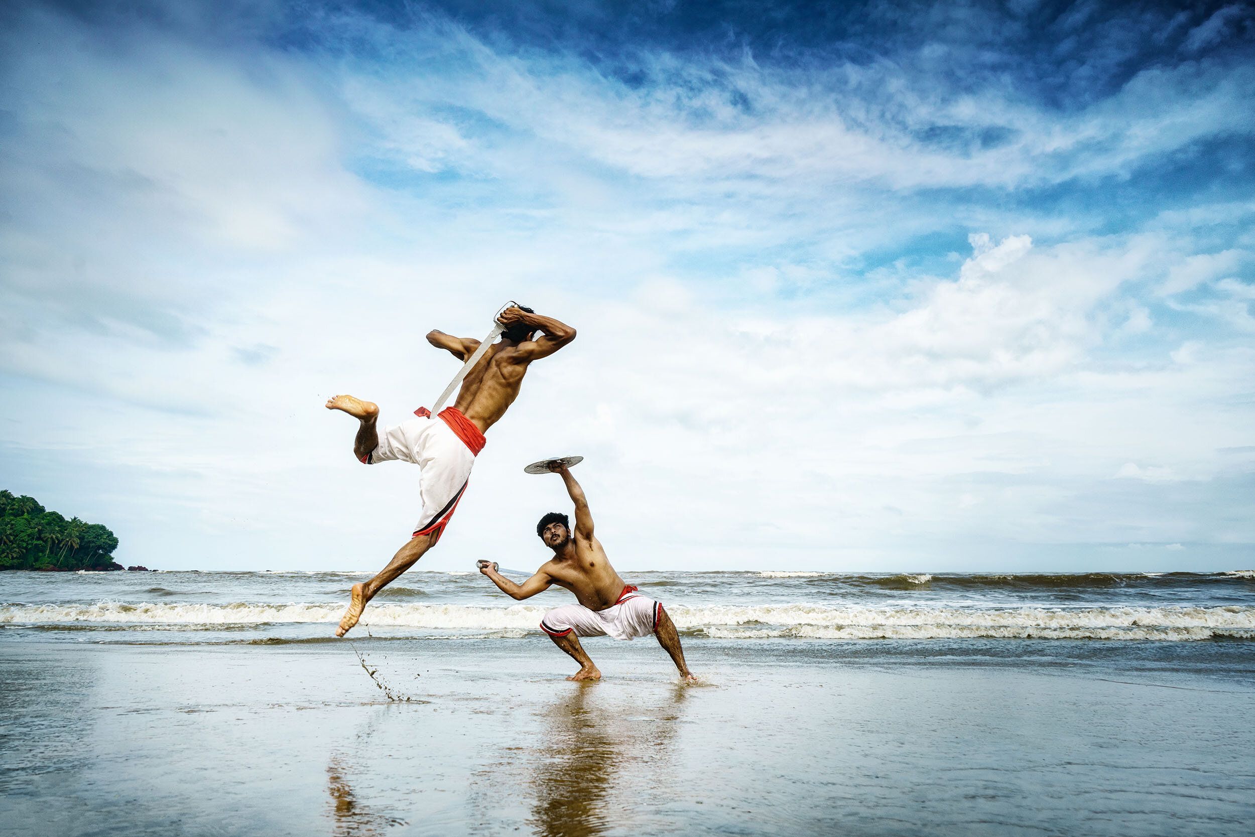 2500x1668 Kalaripayattu