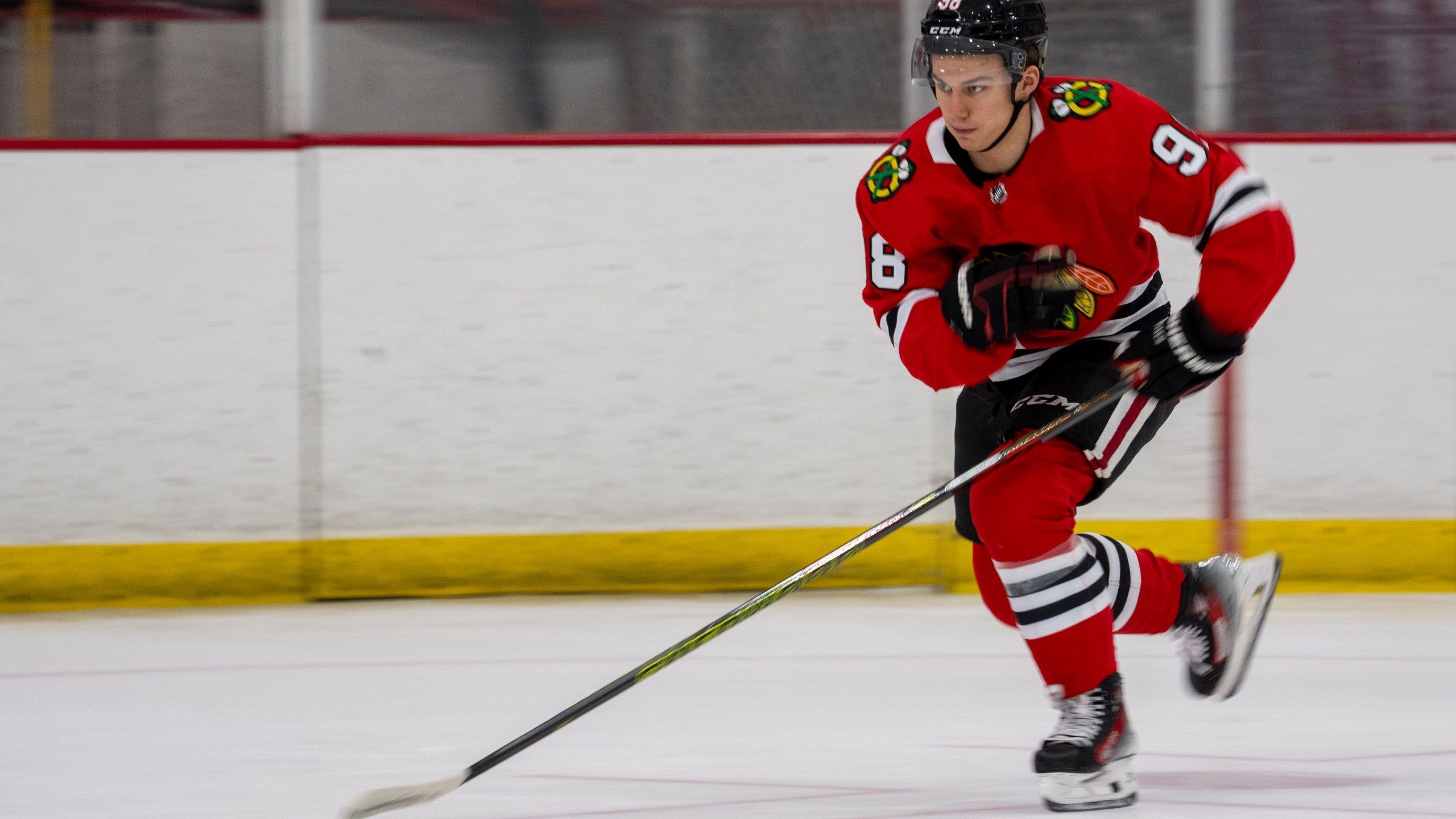 2560x1440 Connor Bedard takes the ice for his first NHL training camp with the Chicago Blackhawks