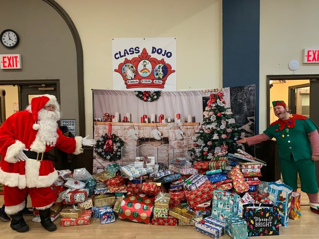 1024x768 Santa's Workshop NYC