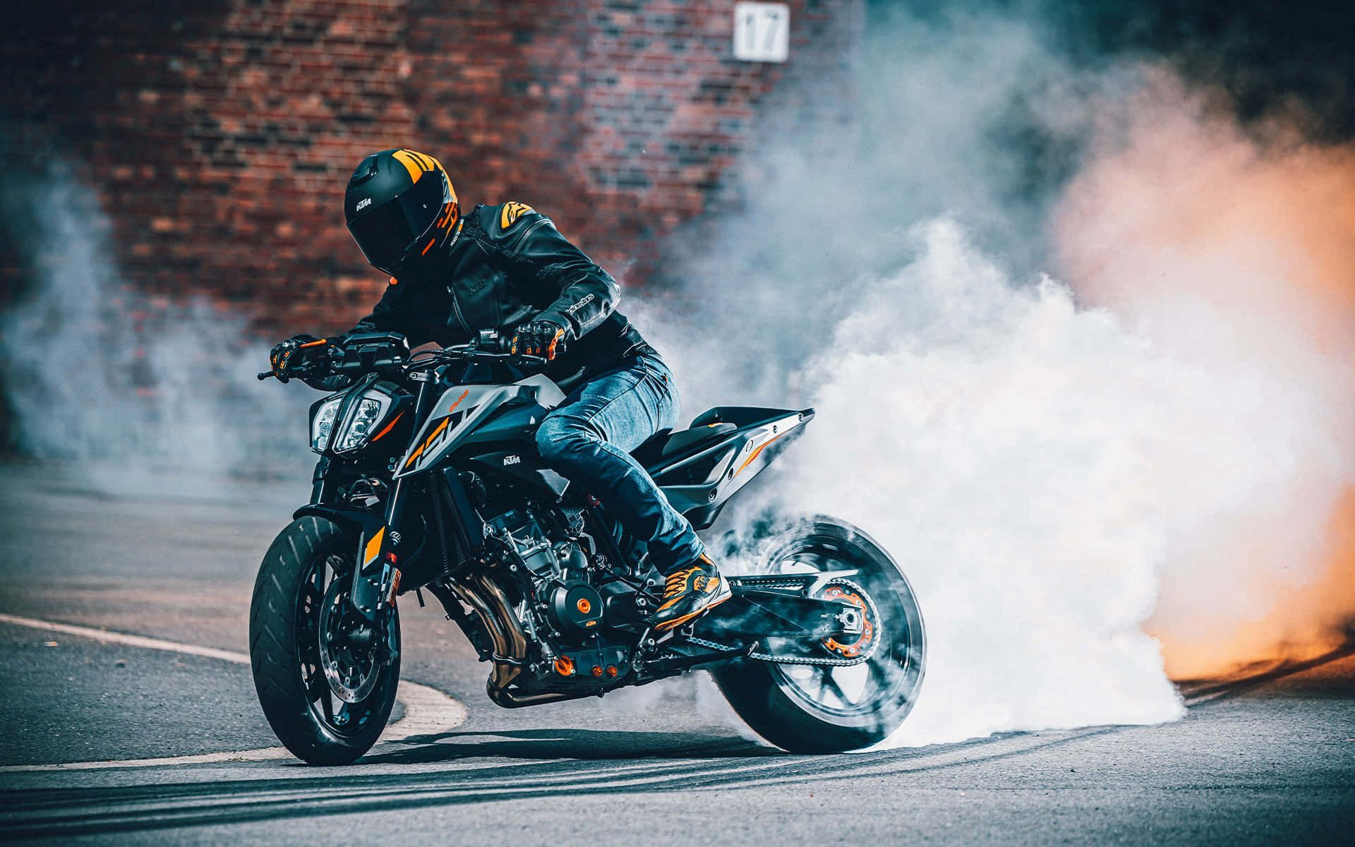 1920x1200 Download Ktm Duke 790 With Smoke