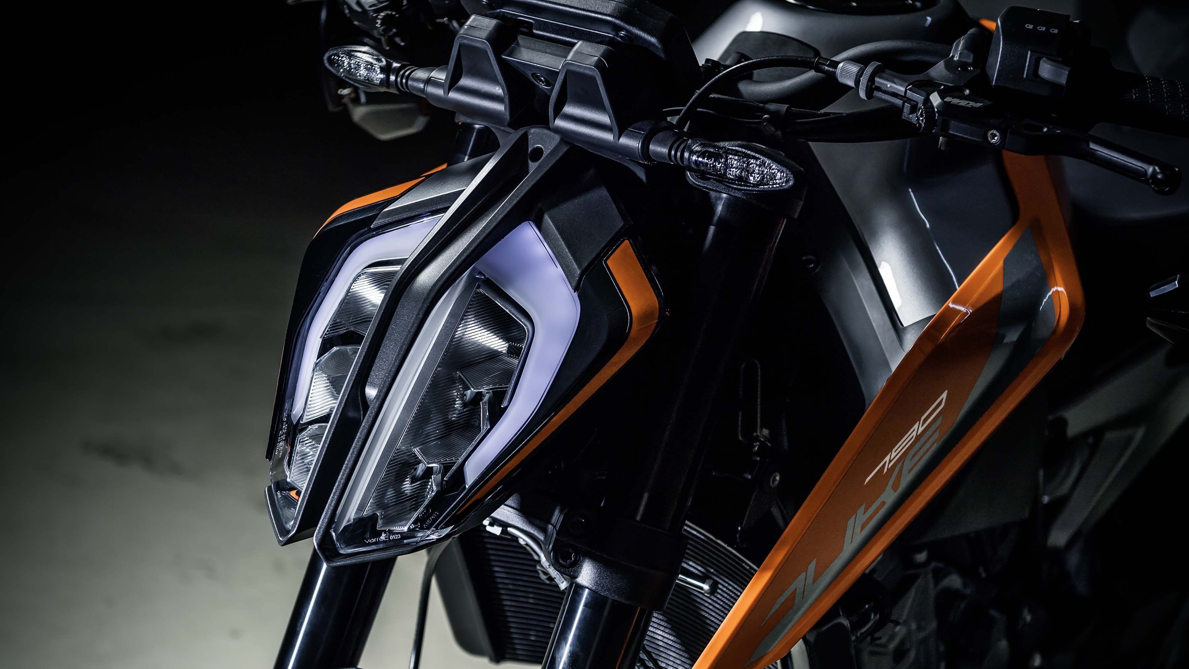3840x2160 Ktm rc
