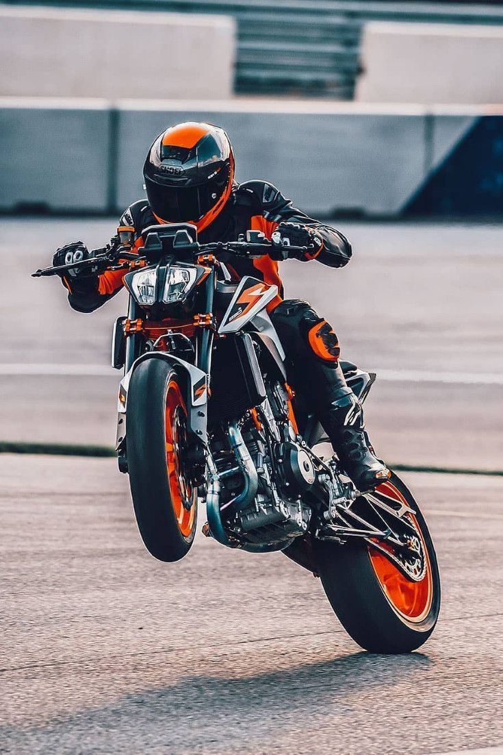 735x1102 KTM 790 Duke revealed with 103 hp of power. Ktm, Ktm motorcycles, Ktm supermoto