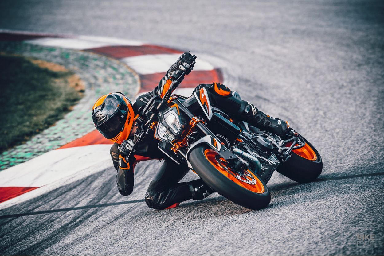 1250x834 Duke 790 or 890: With the Duke 790 Back for Which Is the Better KTM Duke?