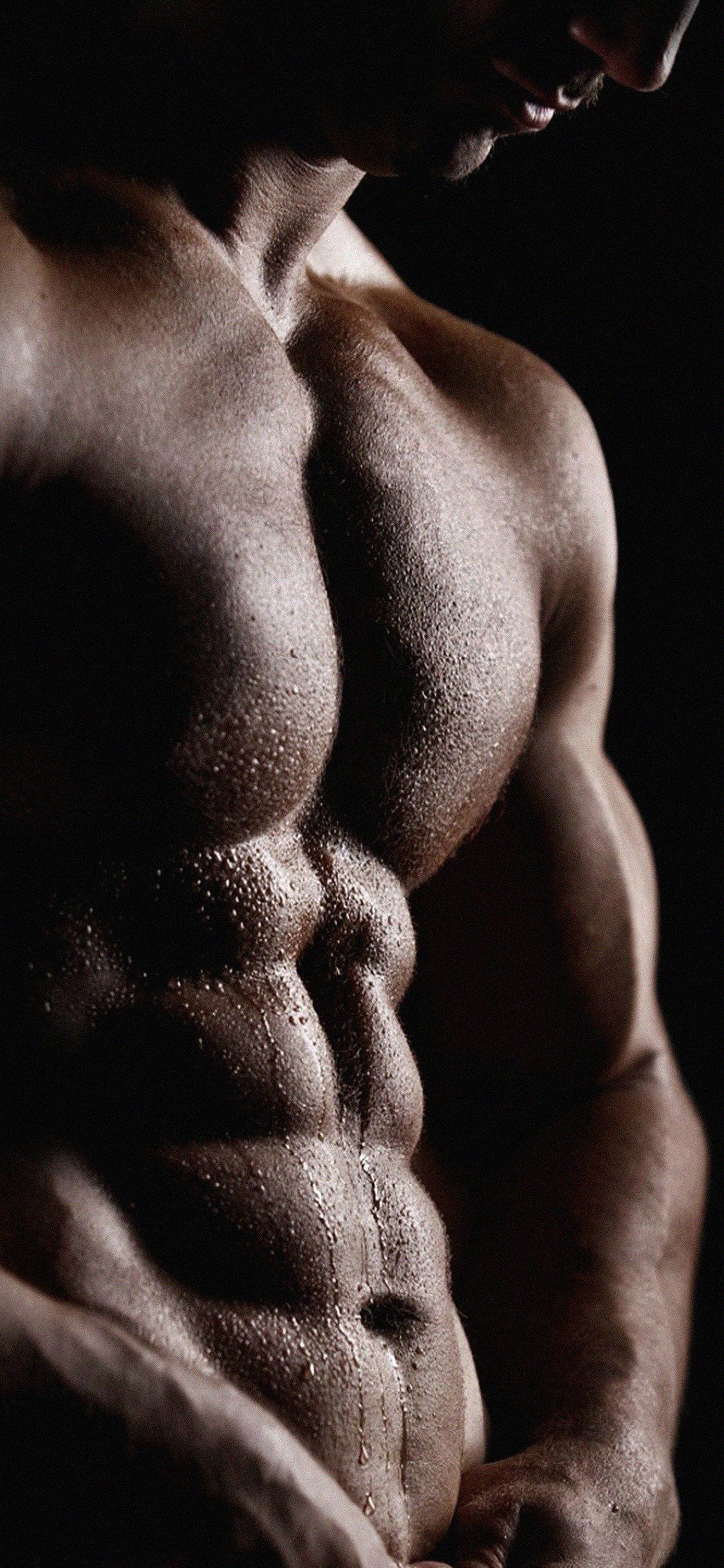1125x2436 Aesthetic gym bodybuilder Wallpaper