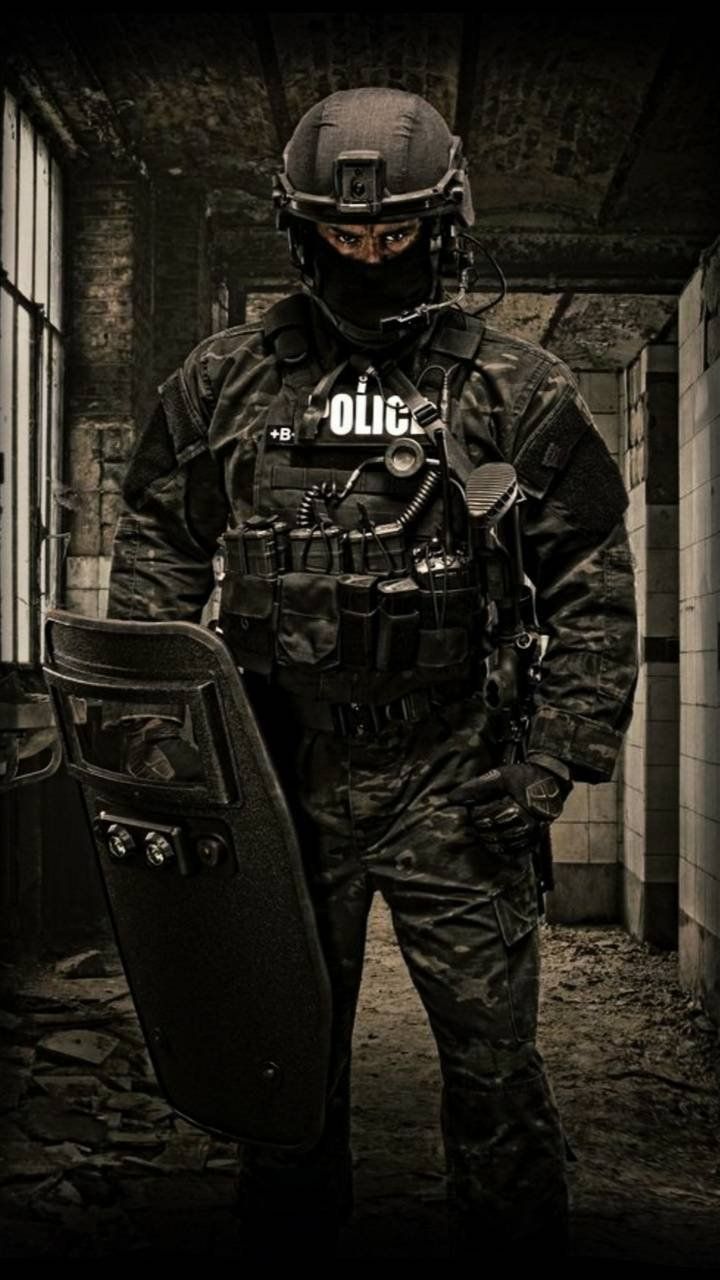 720x1280 Uk police Wallpaper Download