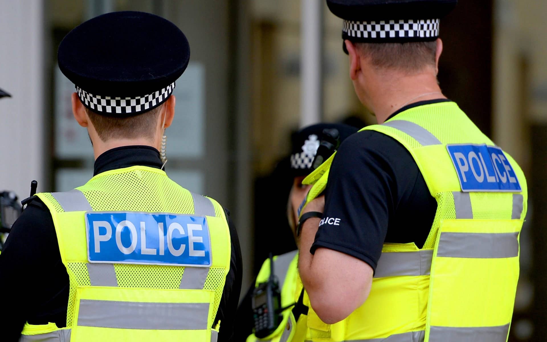 1920x1200 Plain Clothes Police Officers To Patrol UK Bars, Nightclubs In A Bid To 'Keep Women Safe'