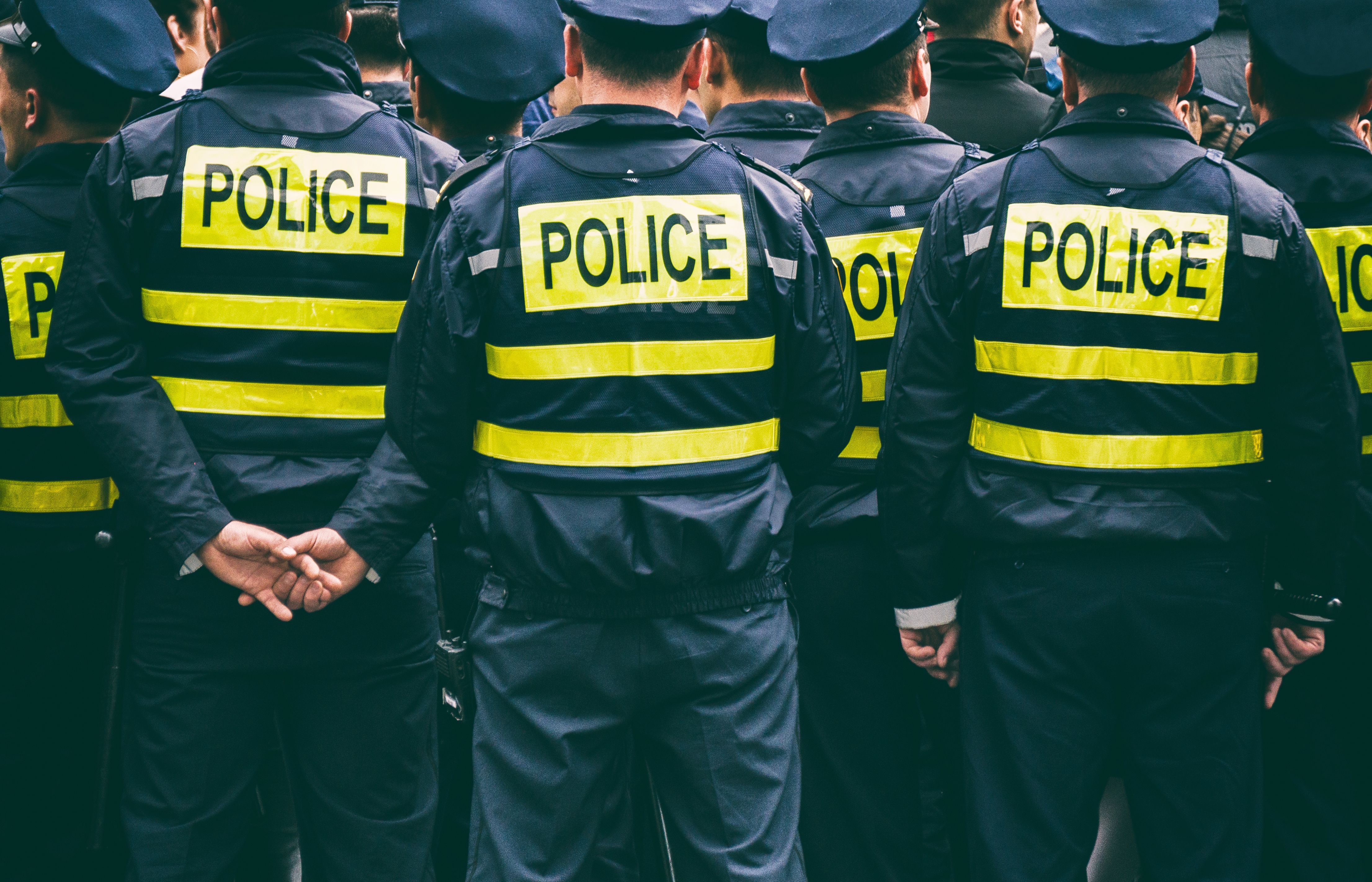 4424x2845 What Does A Police Officer Do Behind The Scenes?