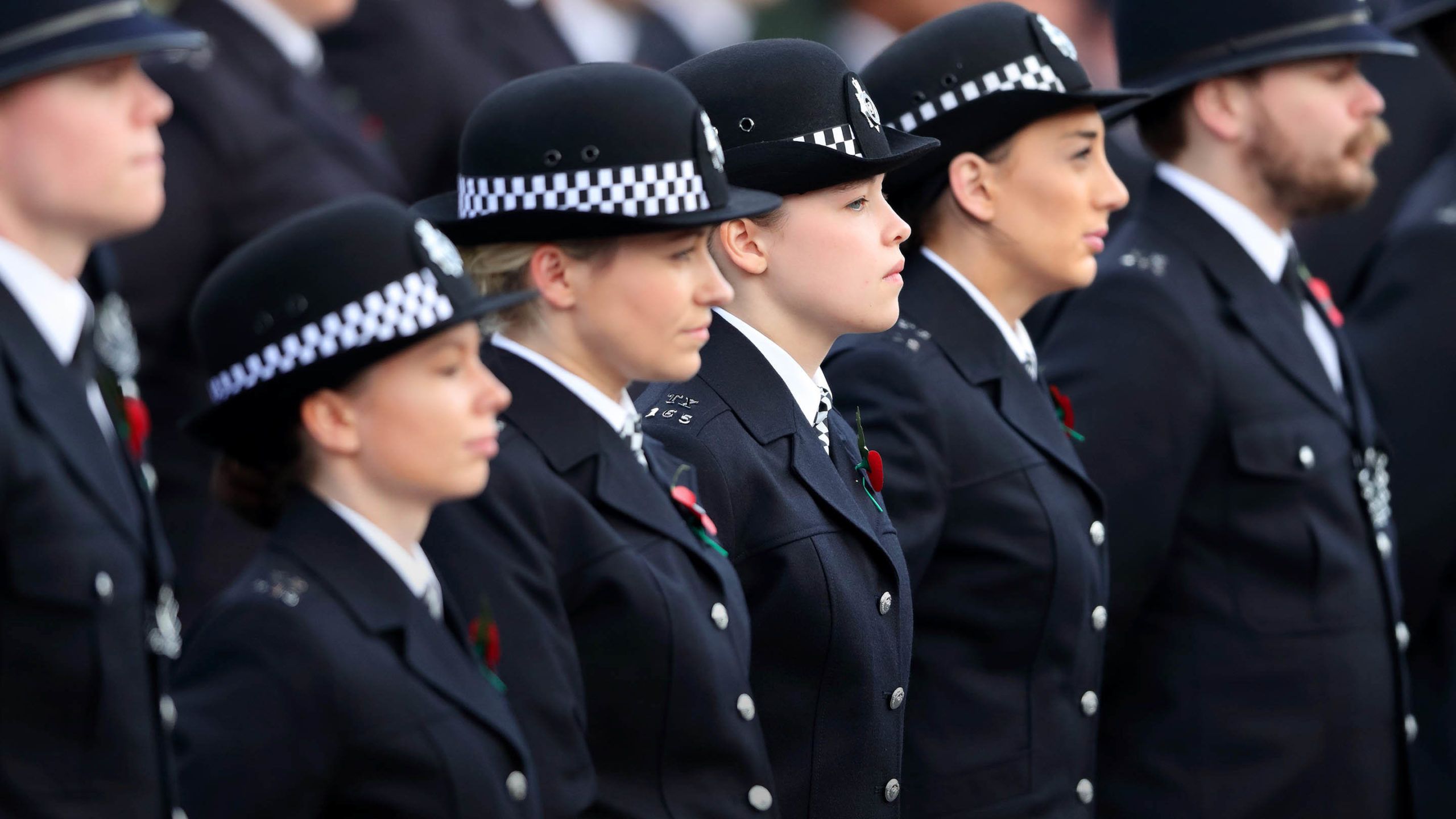 2560x1440 Morally corrupt: An insider's view of the police and women
