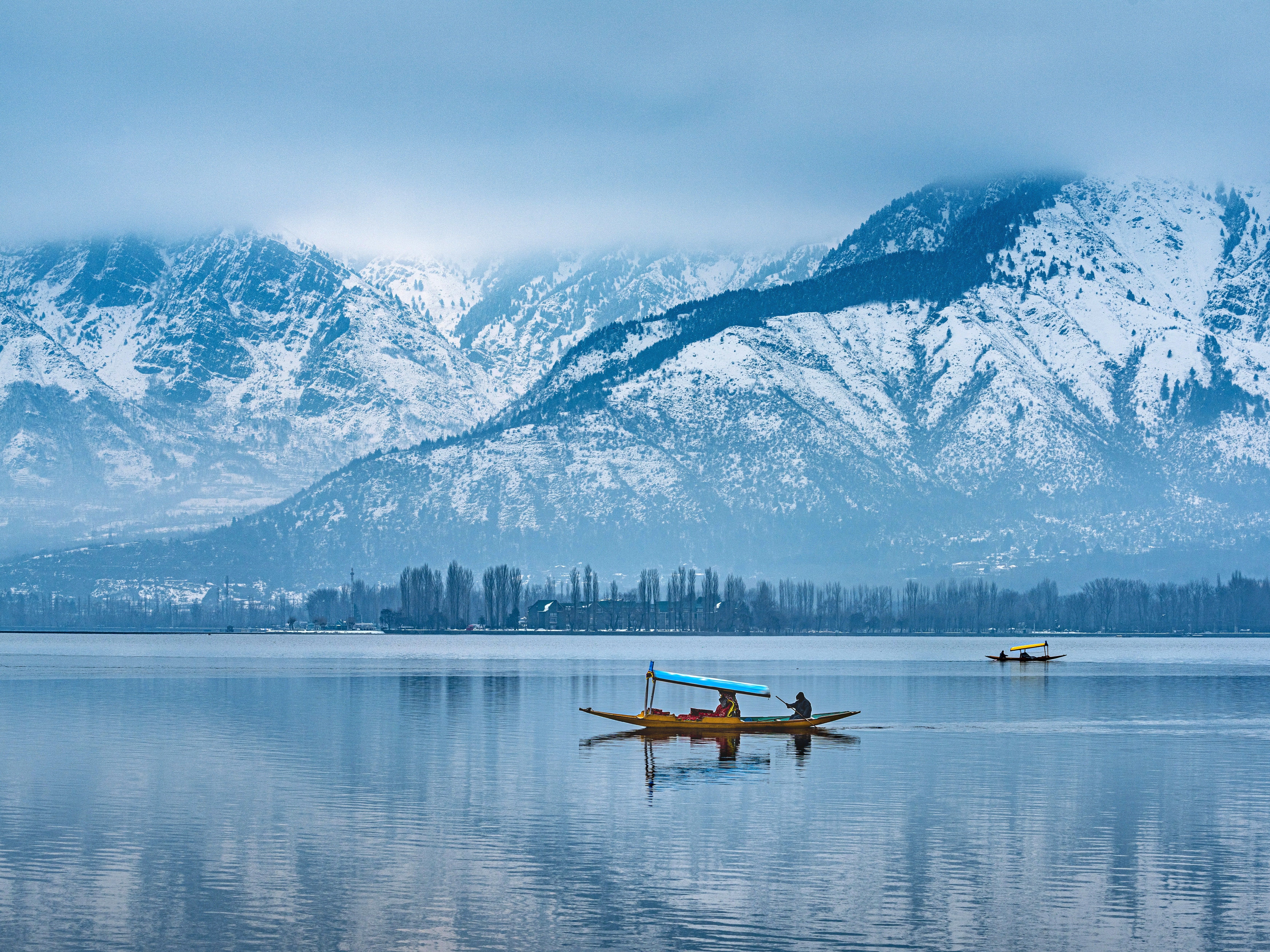 6672x5004 On a Solo Trip to Kashmir, a Mother Discovers the Joy of Time That Is All Her Own. Condé Nast Traveler