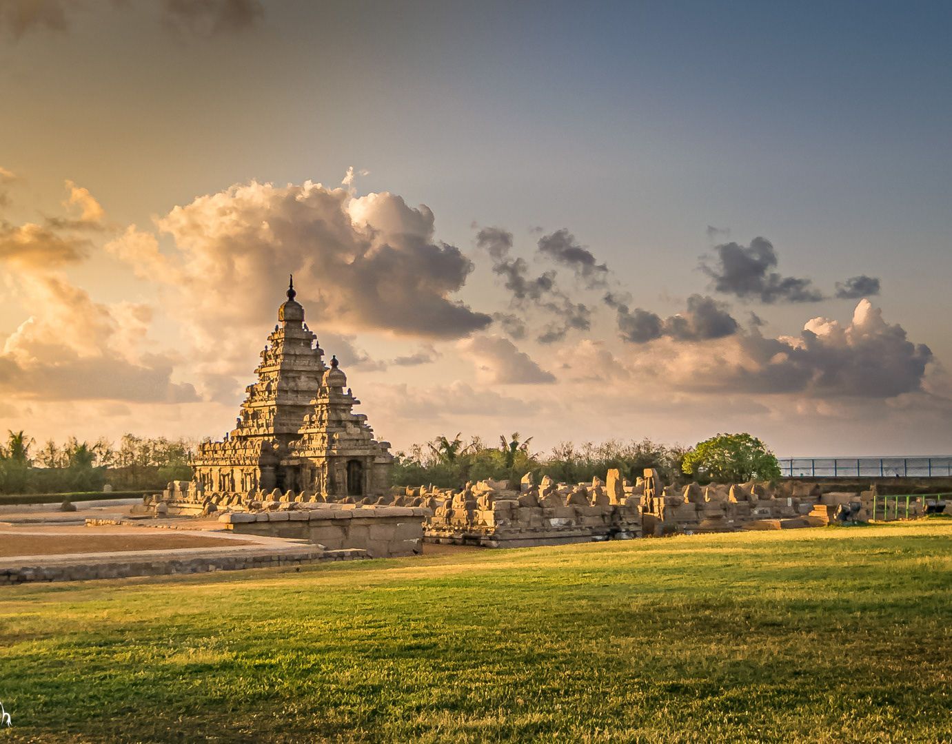 1381x1080 Mahabalipuram Wallpaper