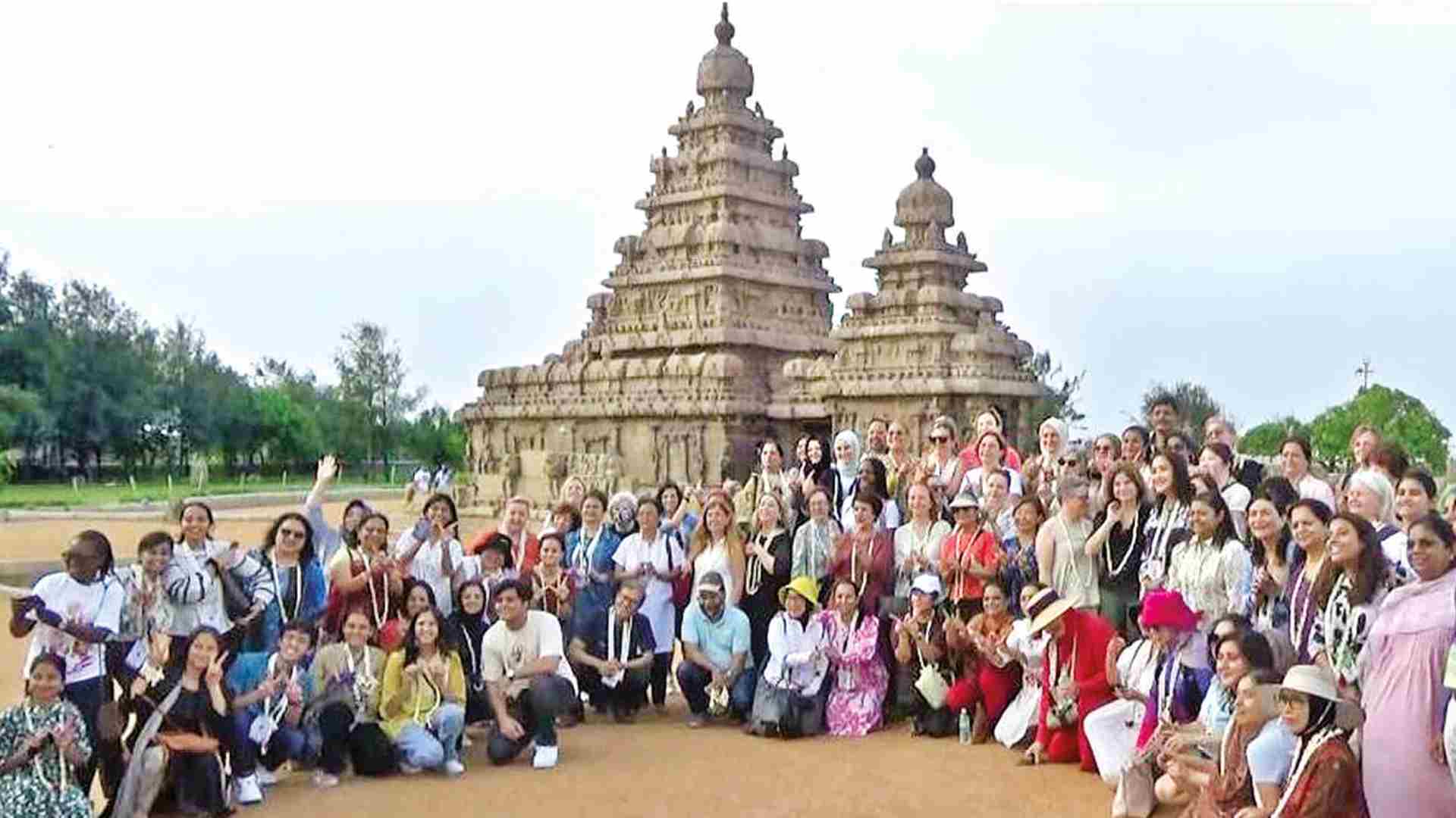1920x1080 Women's G20 summit delegates visit tourist attractions in Mahabalipuram