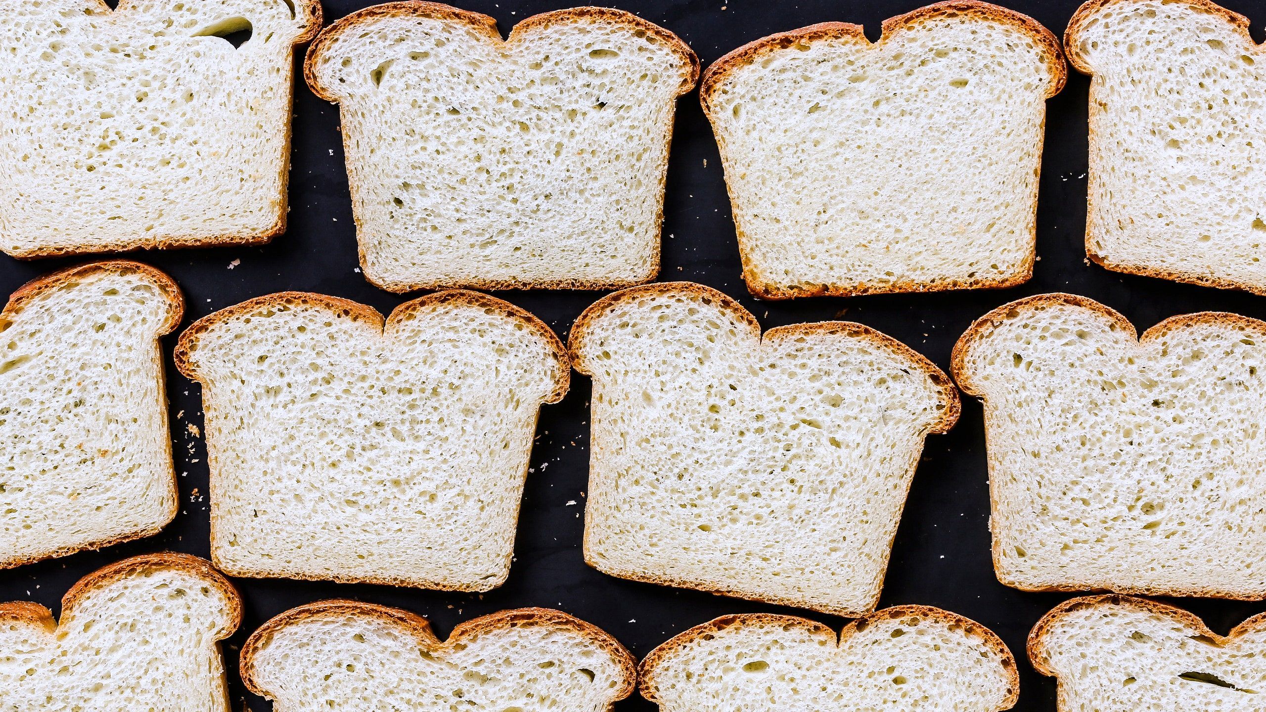 2560x1440 We're Going Retro and Making White Bread. Bon Appétit