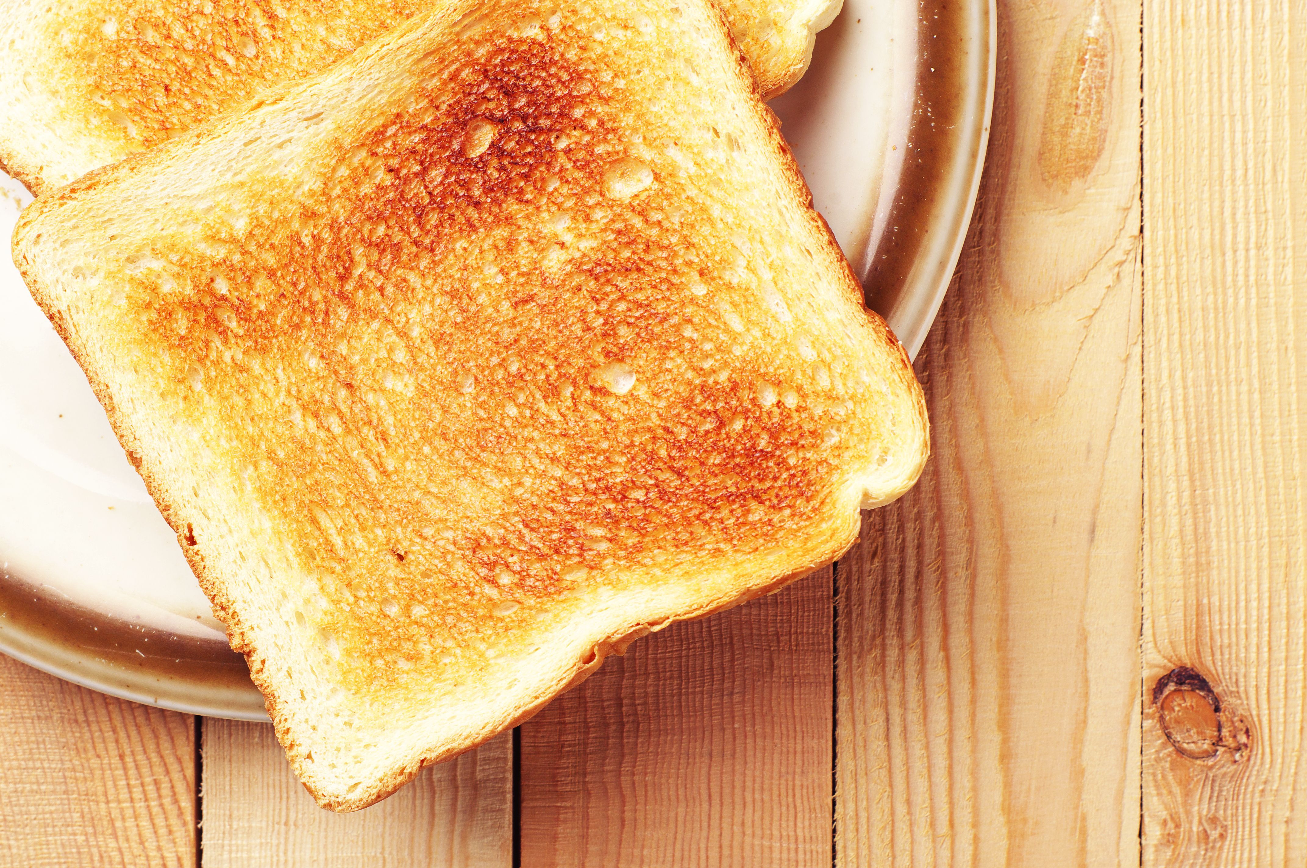 4288x2848 How Does Your Body Digest White Bread?