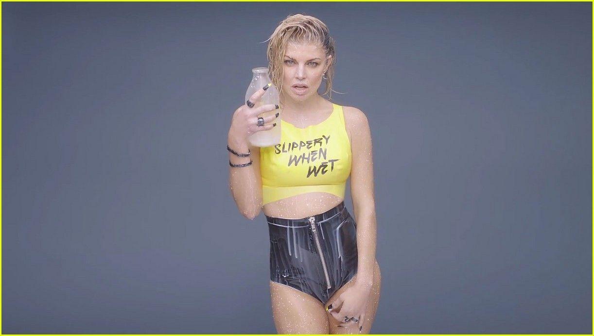 1222x692 Fergie Wallpaper Group Picture