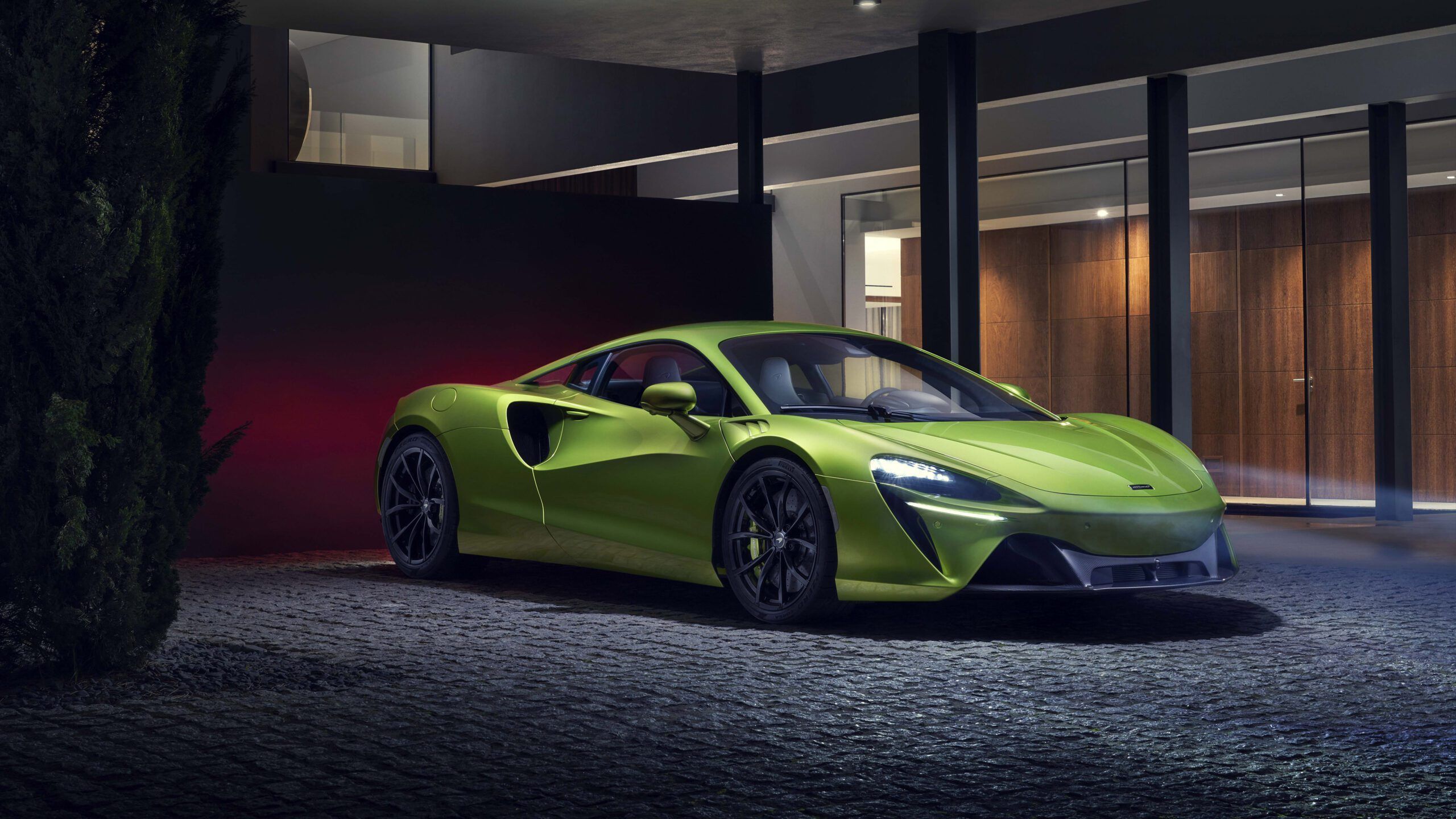 2560x1440 McLaren Artura Wallpaper