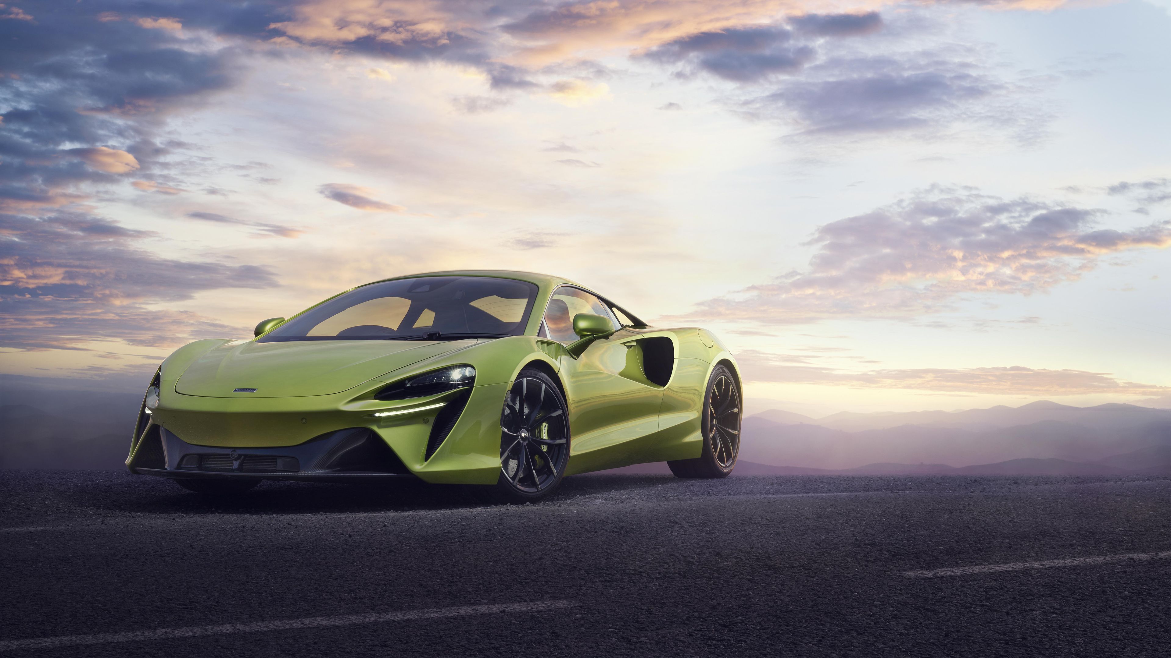 3840x2160 McLaren Artura Wallpaper