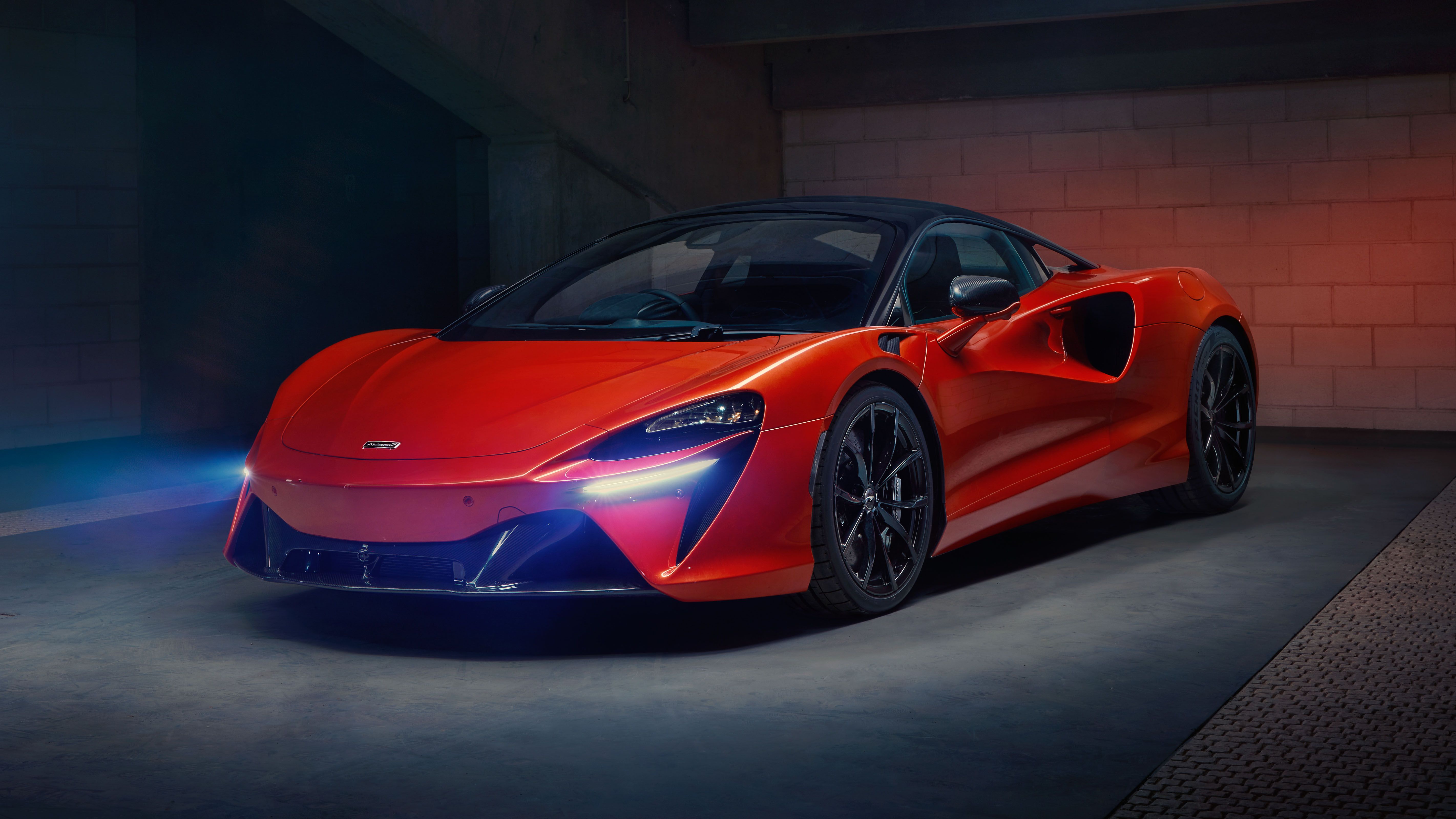 5685x3197 This is the new 671bhp McLaren Artura, and it's a hybrid