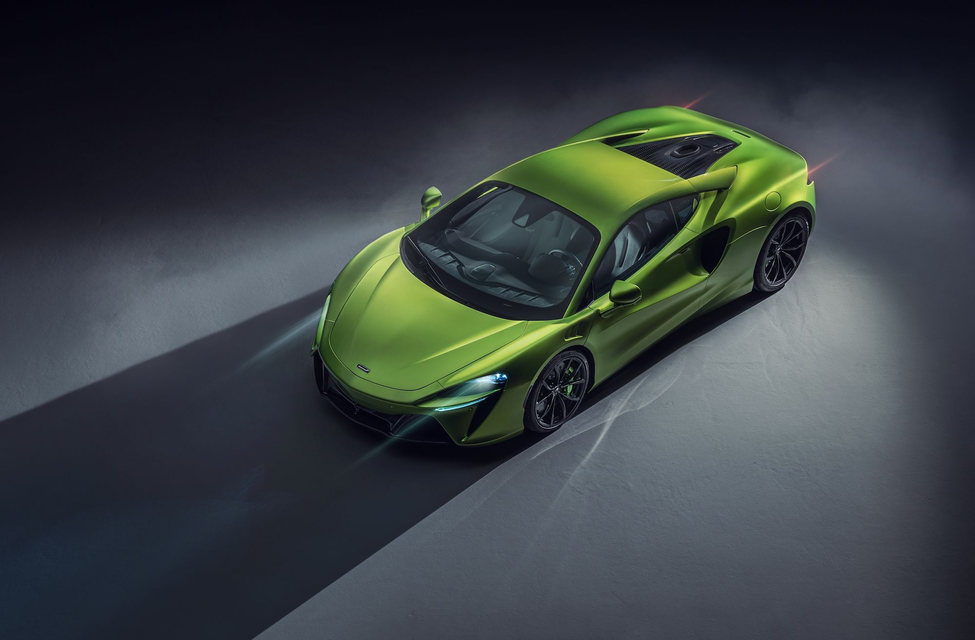 2000x1314 McLaren Artura Is the Hybrid Supercar of the Future