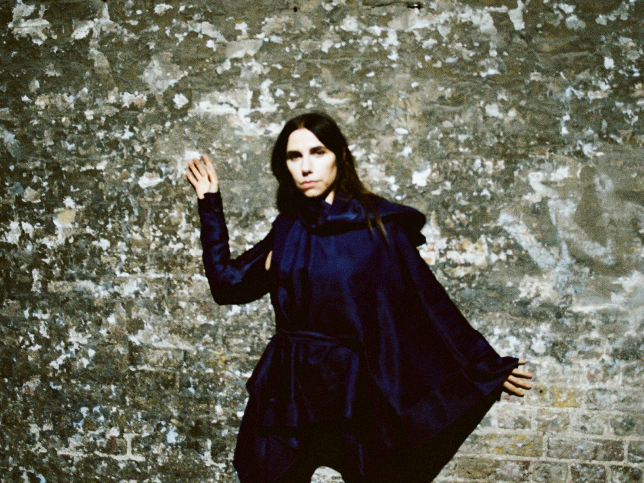 2048x1536 PJ Harvey new album The Hope Six Demolition Project gets April release date
