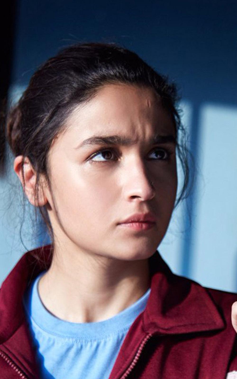1000x1600 Alia Bhatt HD Phone Wallpaper