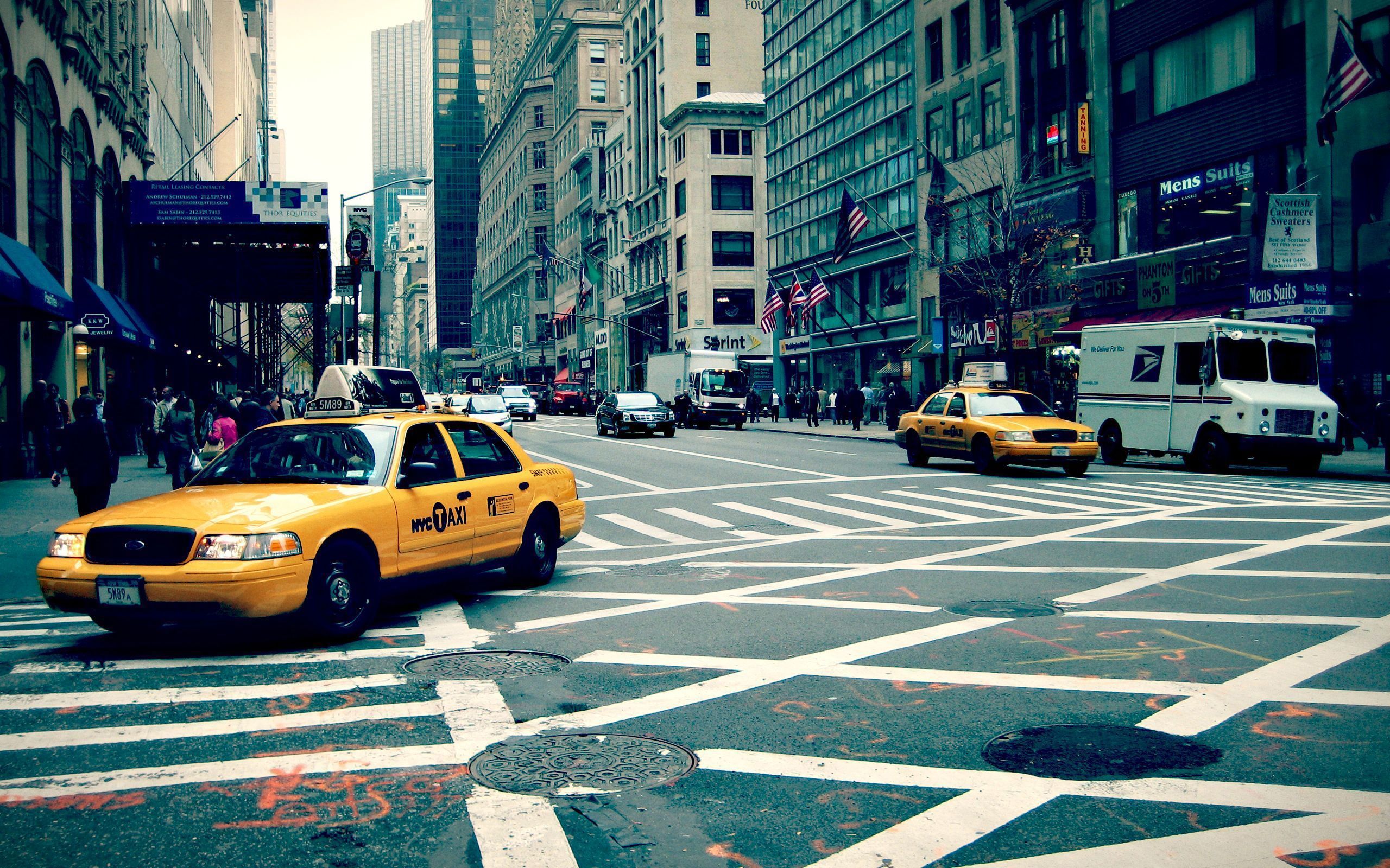 2560x1600 New York City Street Wallpaper