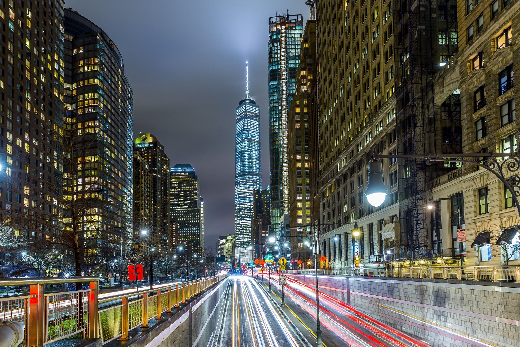 2048x1365 Man Made Manhattan HD Wallpaper