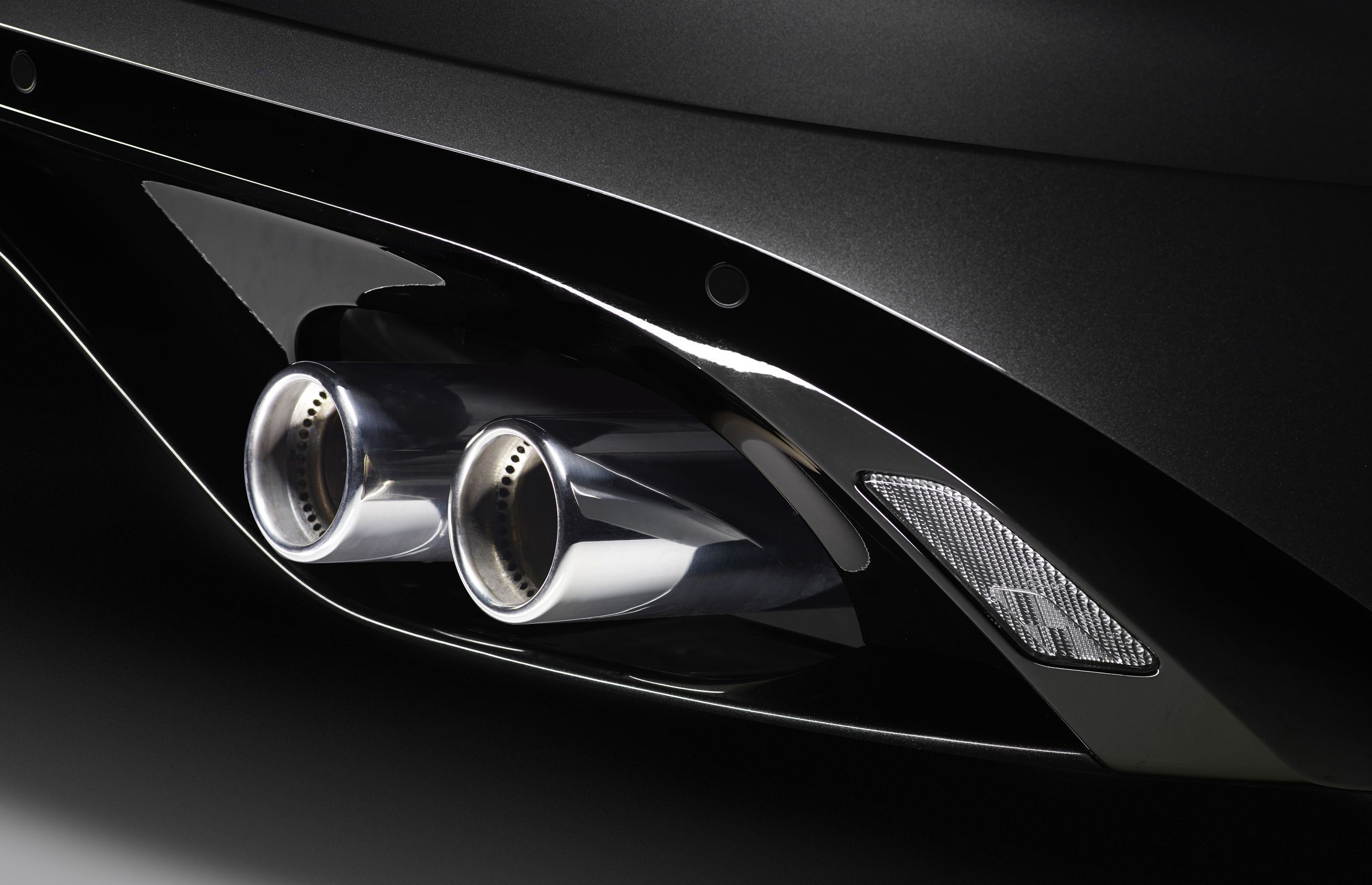 2480x1600 Active exhausts the newest craze for sports cars