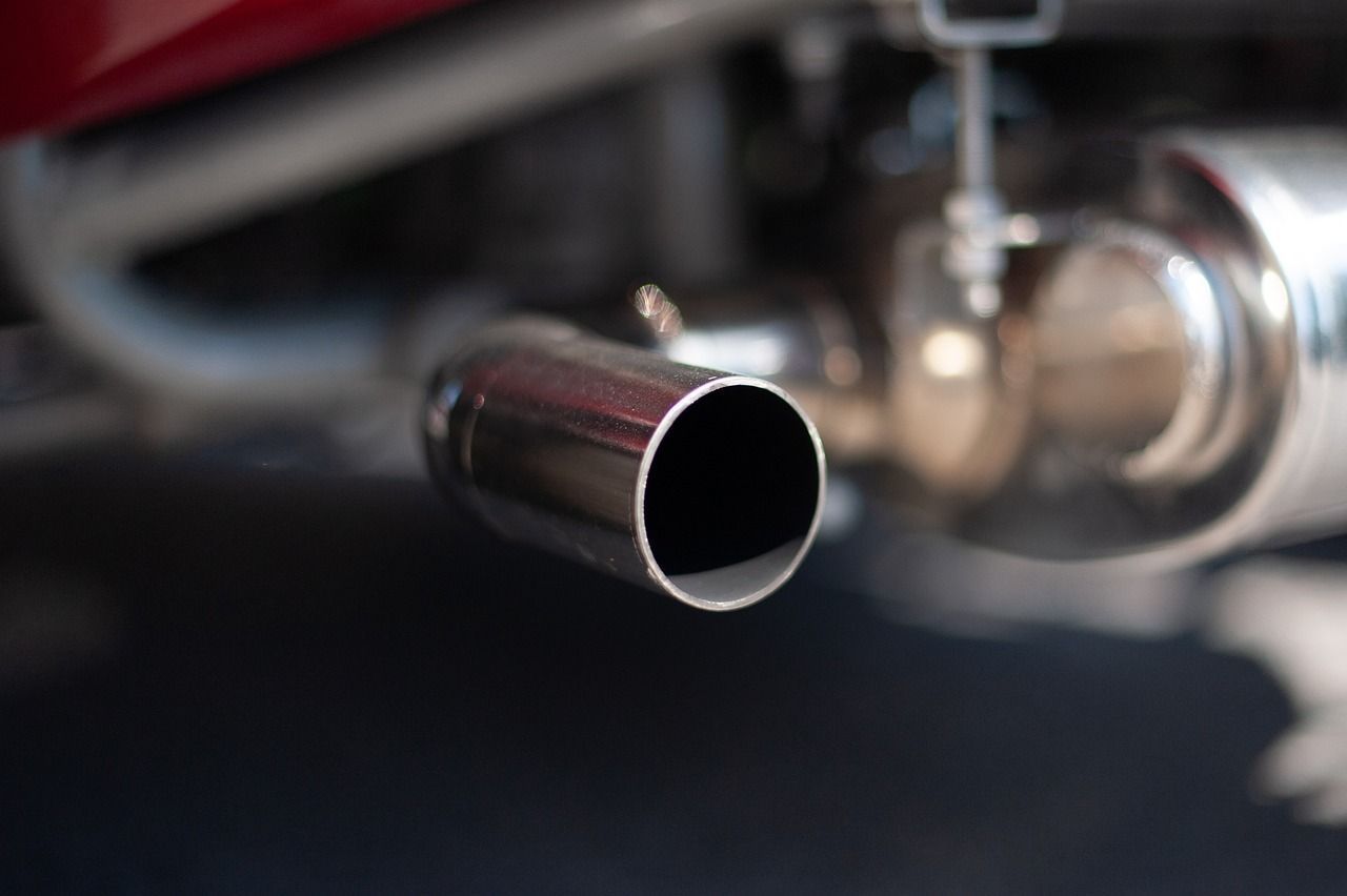 1280x852 Free Car Exhaust & Exhaust Image