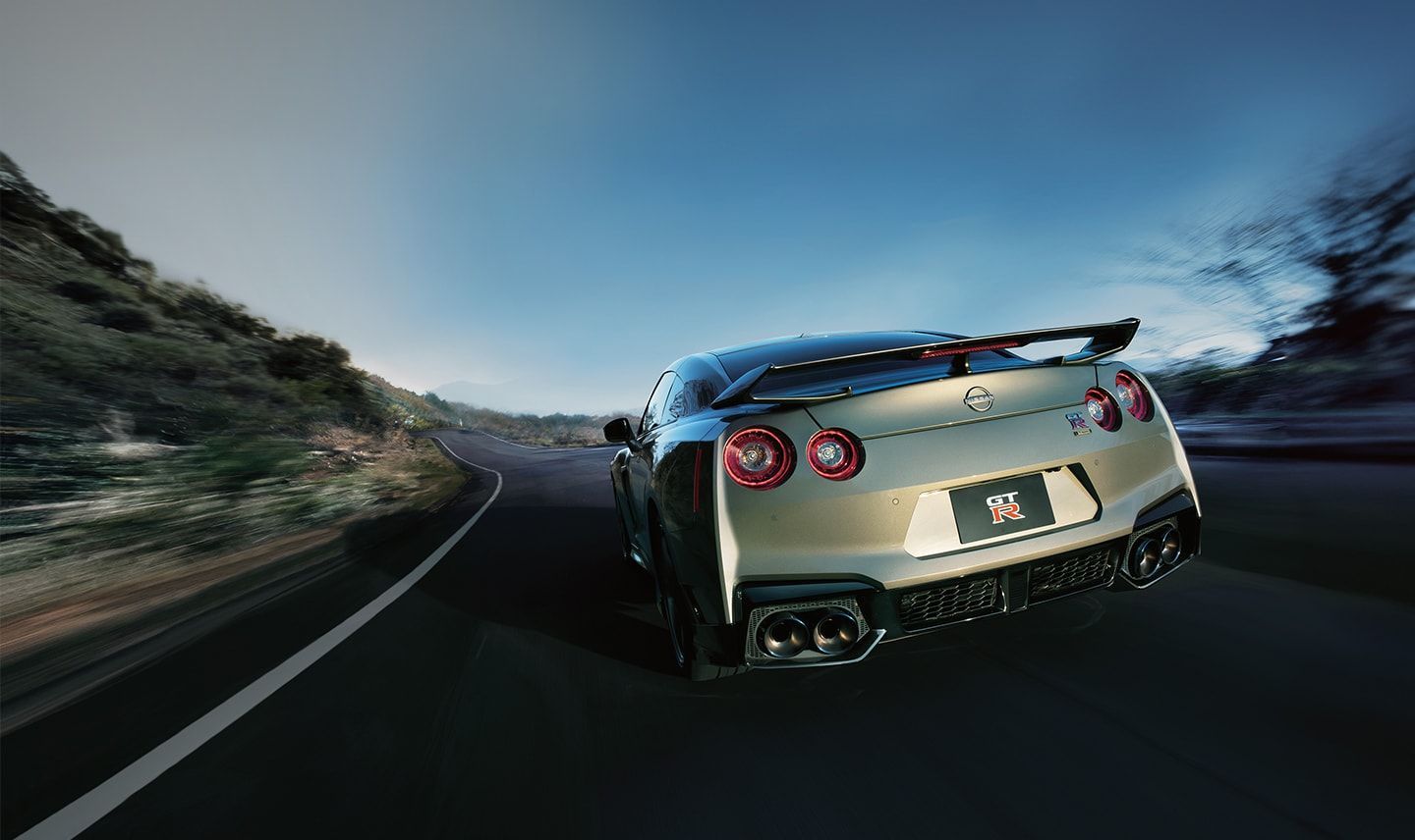 1440x856 Nissan GT R Sports Car
