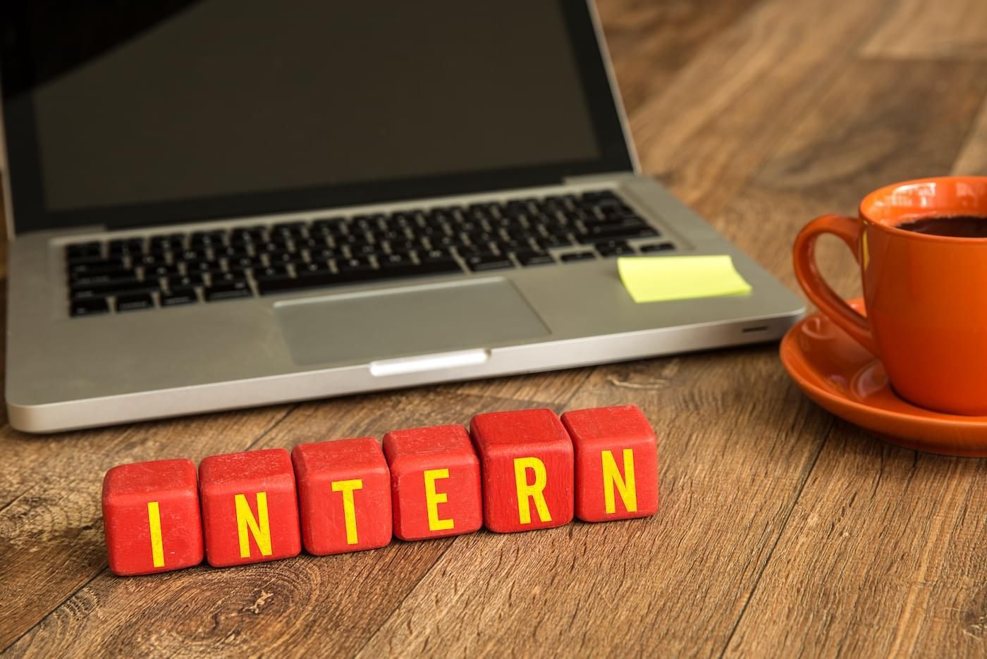 1400x935 Paid vs Unpaid Internships Complete HR Overview