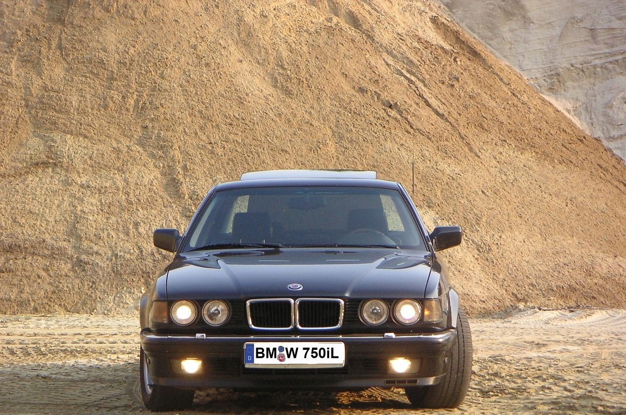 1280x848 Bmw E32 750Il