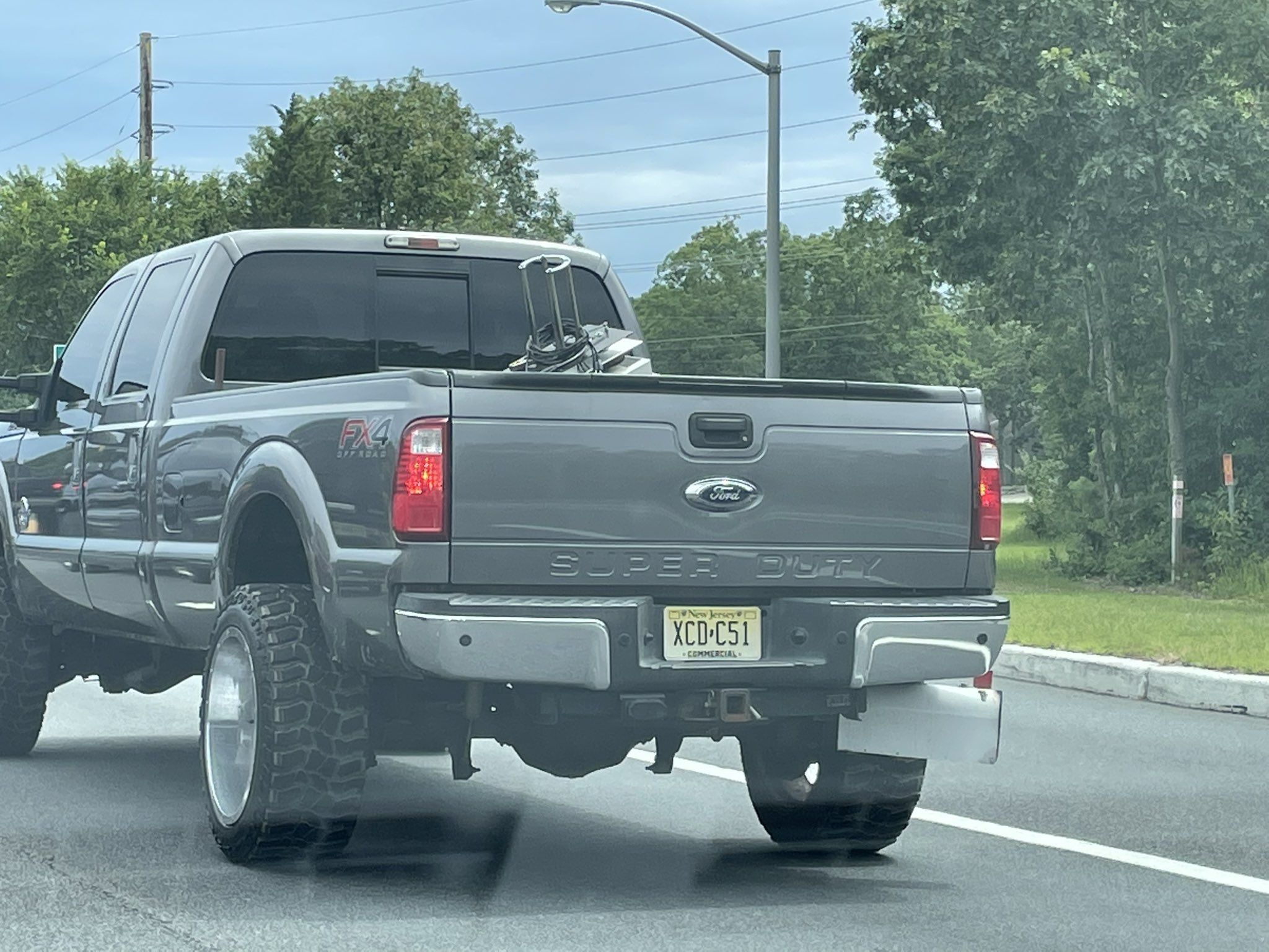 2048x1536 Jason Livingood on X: Rolling coal is out it's rolling mailboxes! Yes, that's an actual mailbox being used as an exhaust