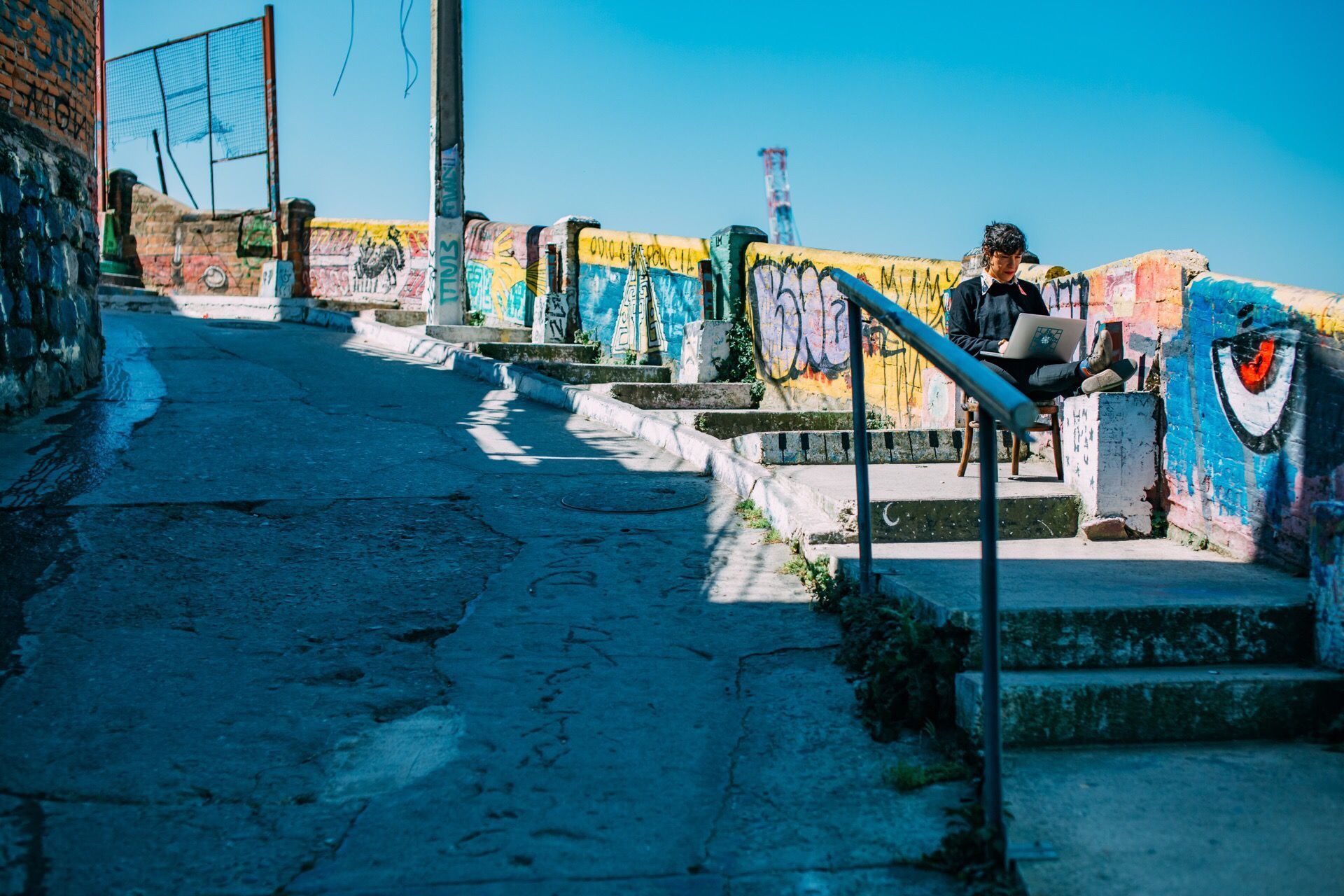 1920x1280 Valparaiso, Chile, a colorful. Trip.com Valparaiso