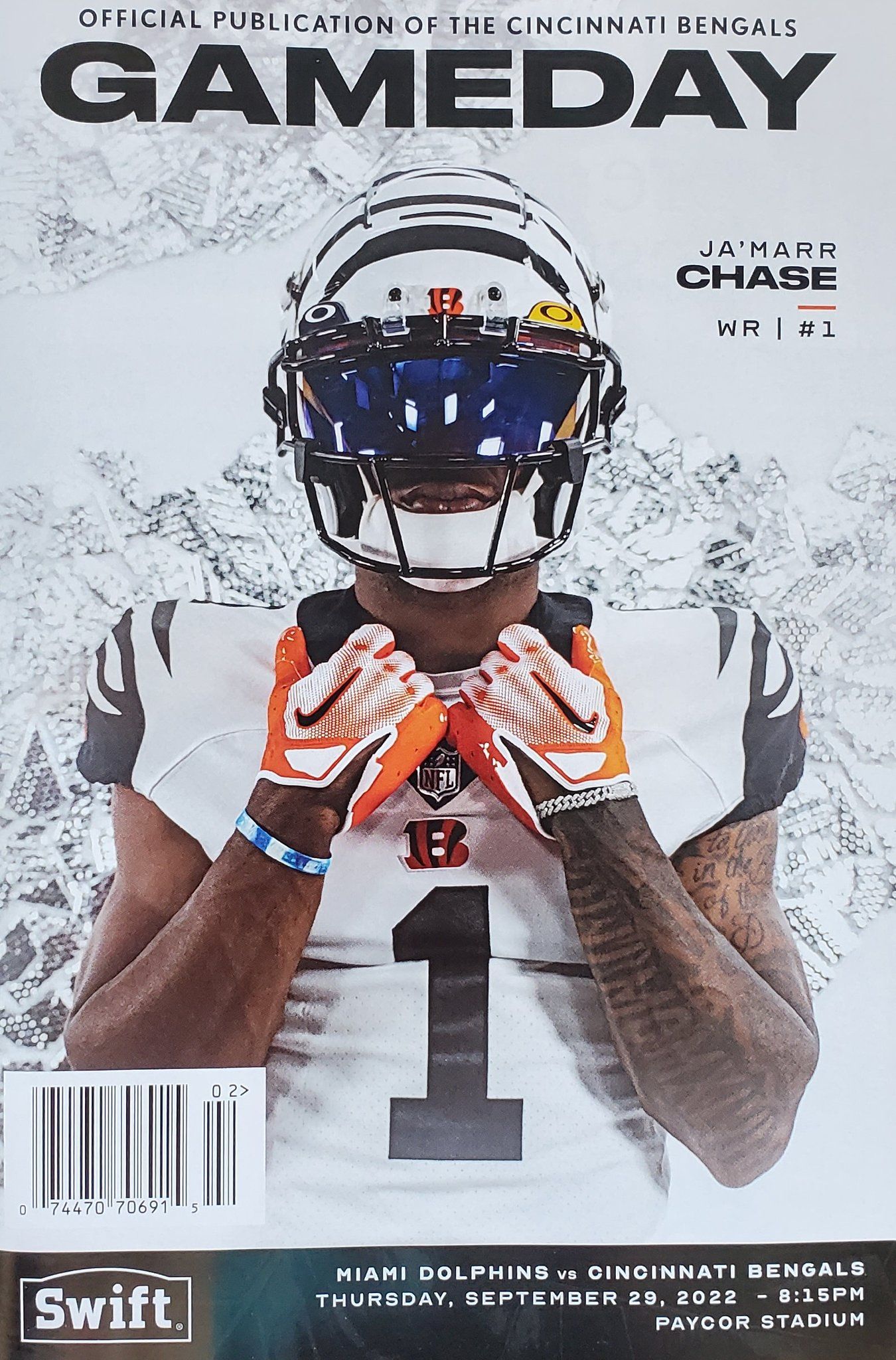 1350x2048 Mike Petraglia on X: GAMEDAY: Ja'Marr Chase STARPOWER for White Bengal Tiger Night #RuleTheJungle #WhiteOut / X