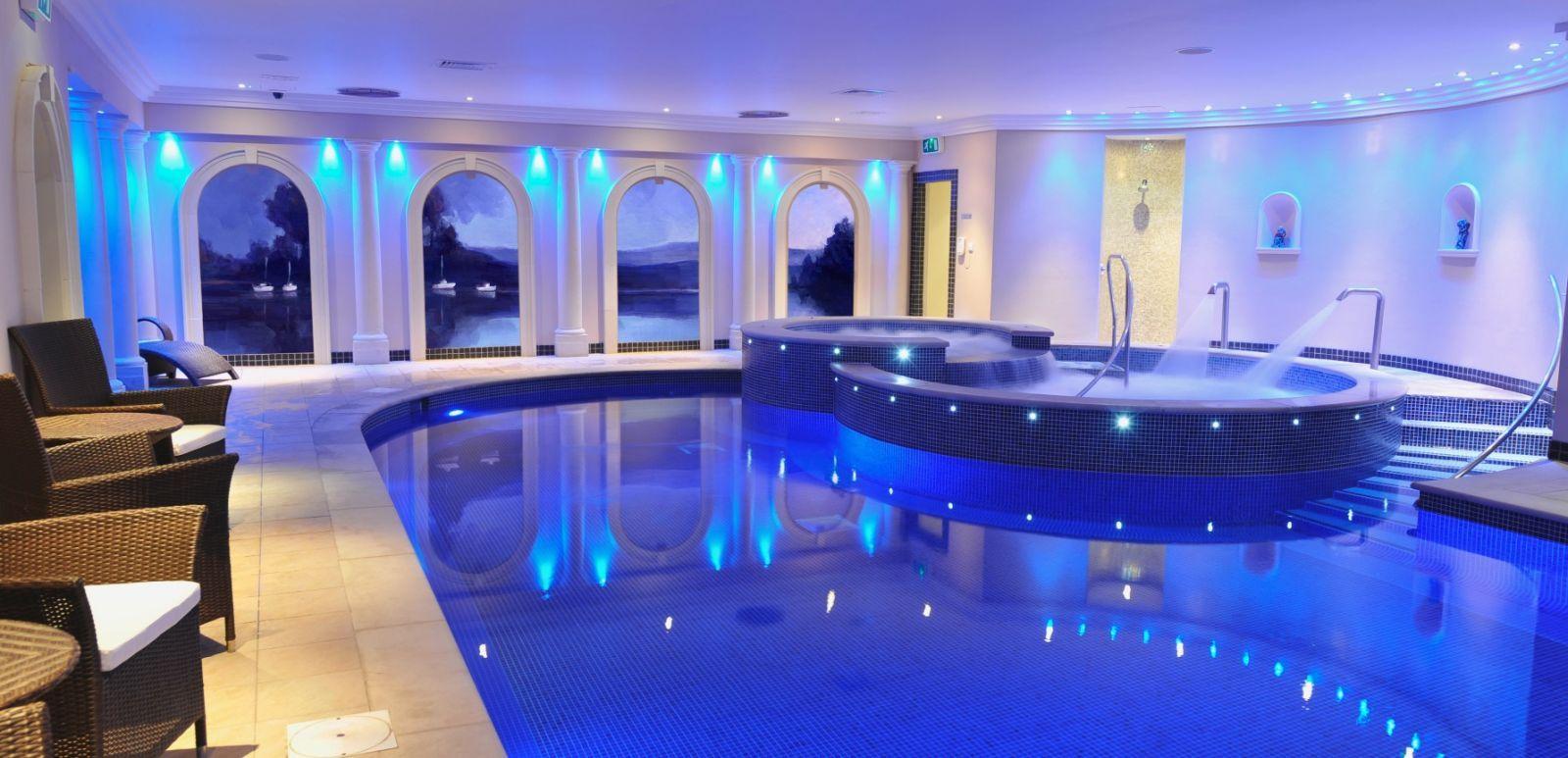 1600x773 Indoor Swimming Pool Wallpaperx773